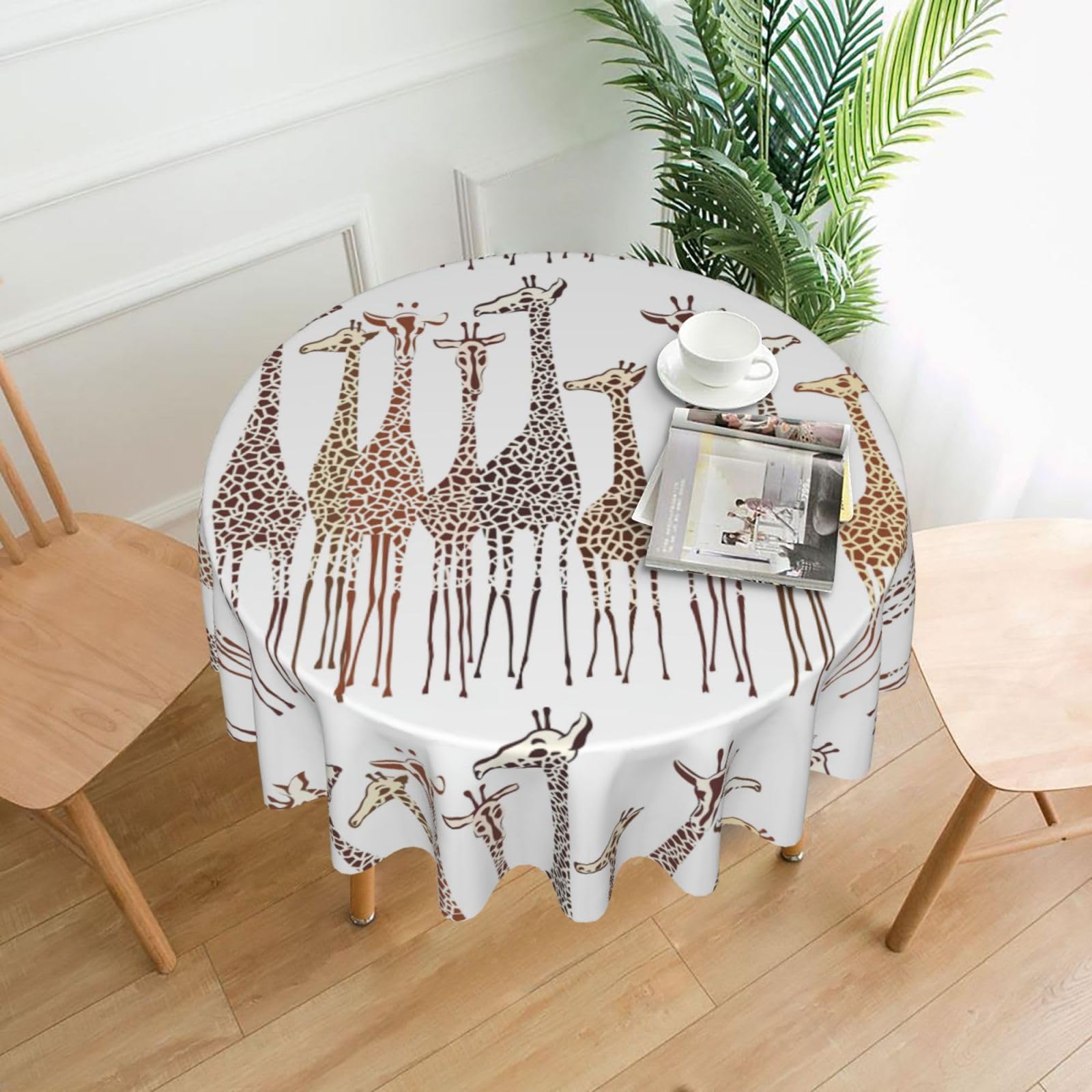 OXbnmm Cute Cartoon Funny Giraffes Print Soft Round Tablecloth 60in Polyester Washable Cover Cozy Gift for Mom Housewarming