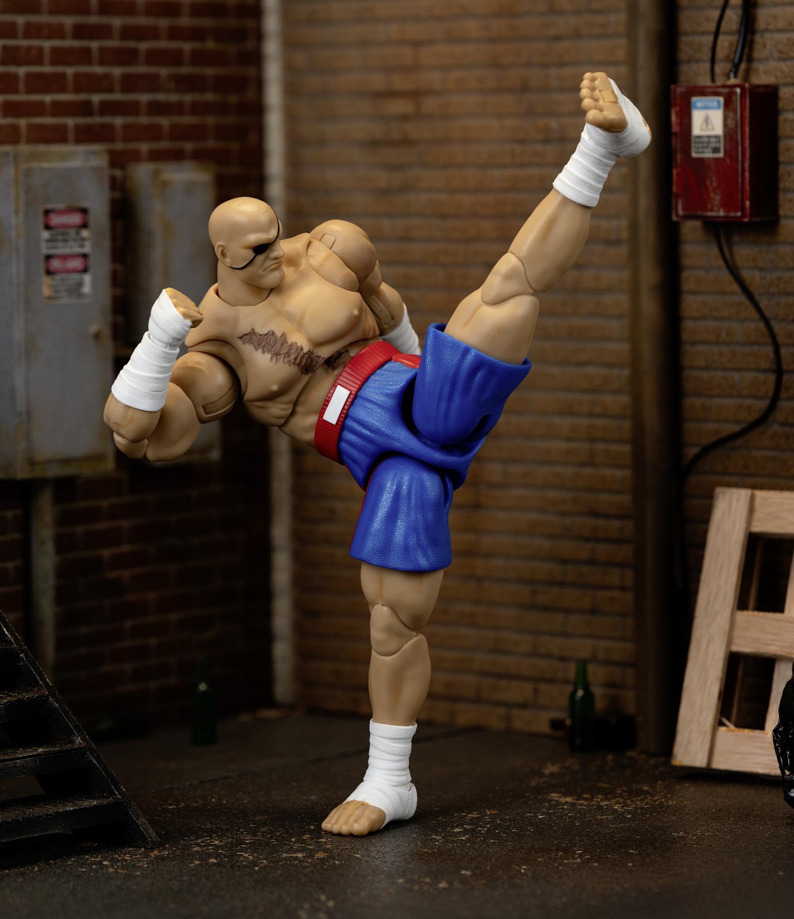 Jada Toys Street Fighter figurka Sagat (19 cm) - ruchoma figurka kolekcjonerska i akcji z Street Fighter 2: The Final Challengers, z alternatywną głową, rękami i akcesoriami, od 13 lat