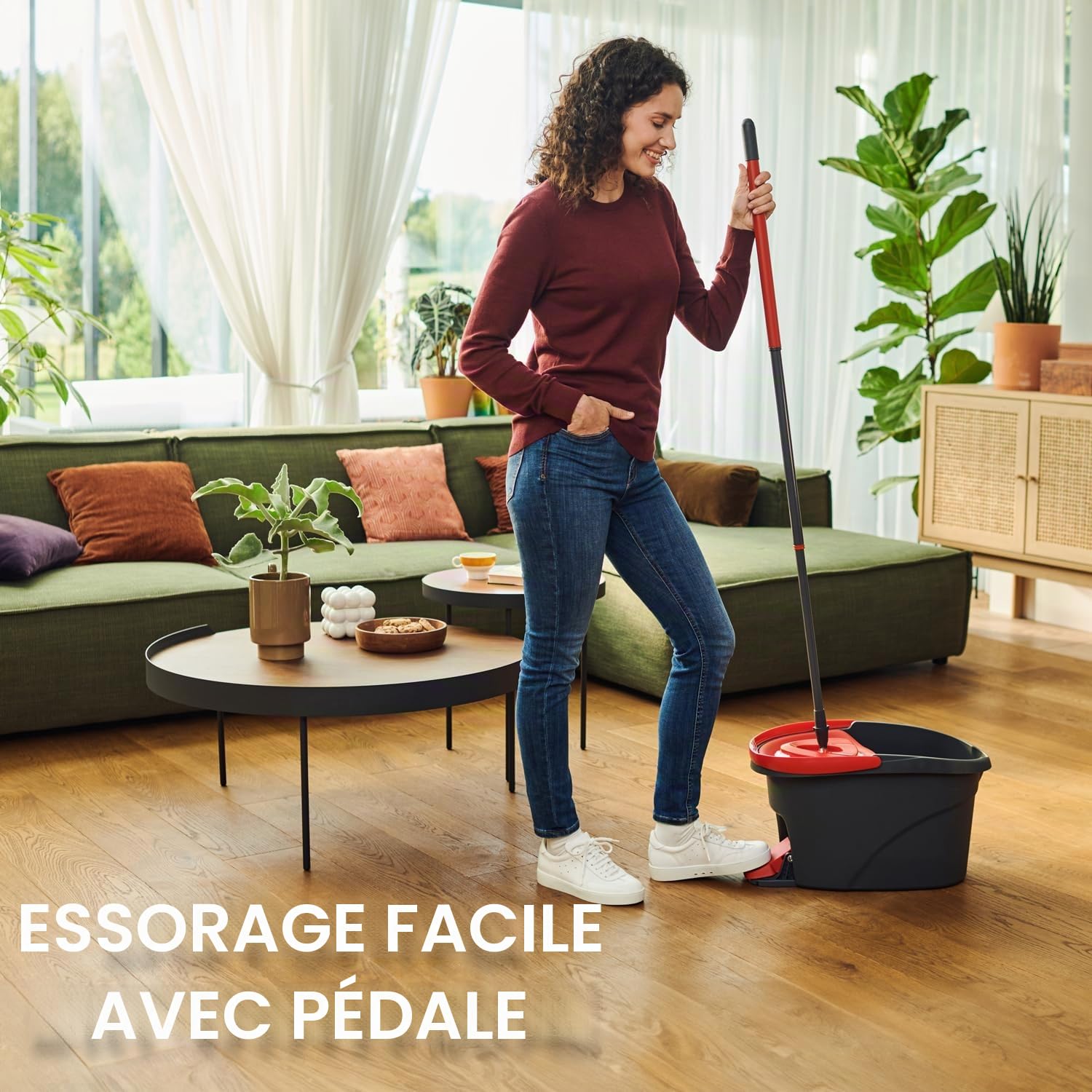 Vileda Vileda Easy Wring & Clean Balai Rotatif et Seau avec pédale | Manche 3 pièces 130 cm | Balai de Sol avec essoreuse | Turbo Recharge 100% Microfibre |