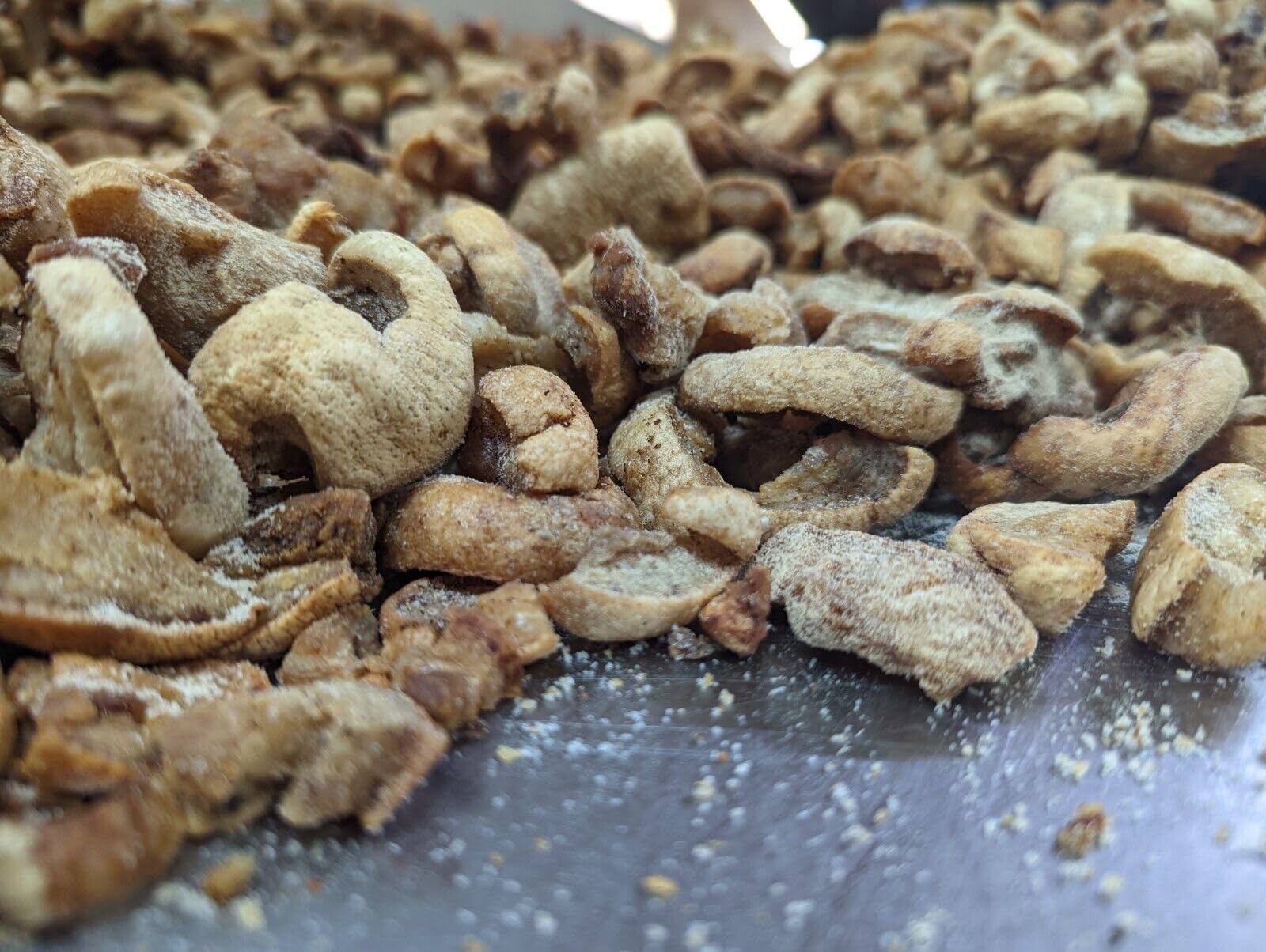 1kg Pork Scratchings, Salted