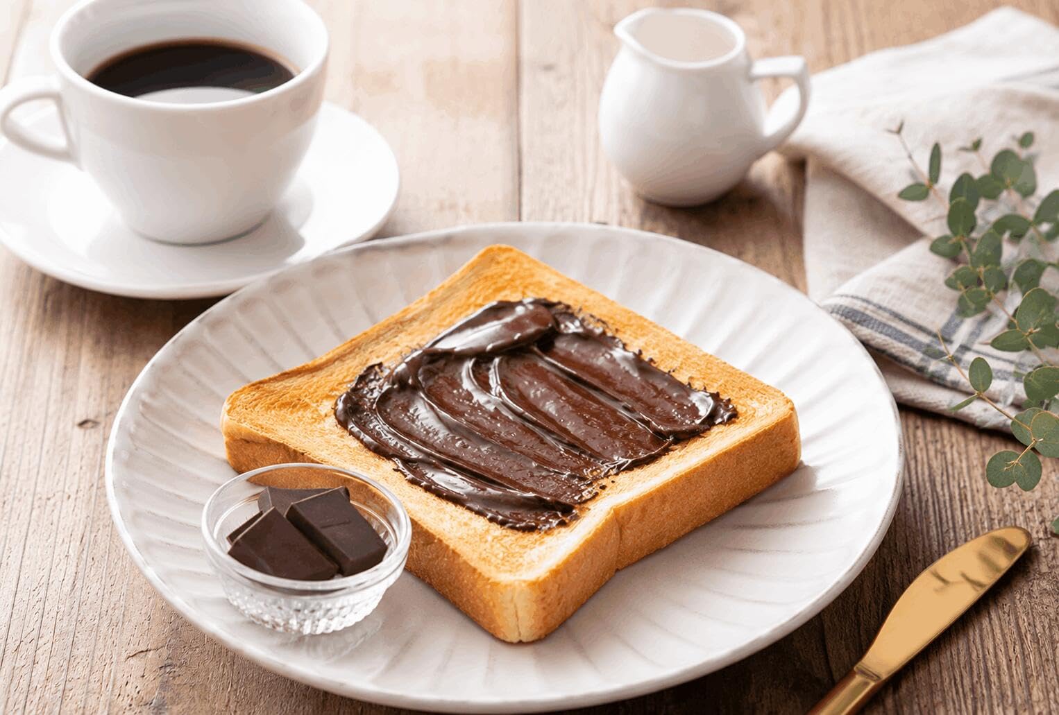 Amazon | 明治 チョコレート効果 カカオ72% 47枚×6袋 大容量 個包装