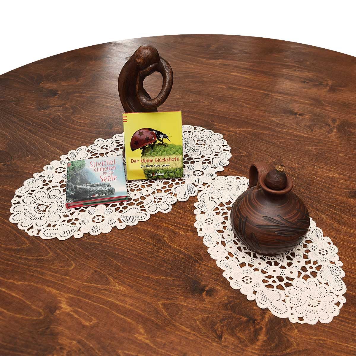 Deckchen Annegret Vogtländische Spitze handgefertigte Wickeldecken 2er Set in natur | Tischdecke mit Blumen-Muster | Baumwollspitze Tisch-Dekoration mit Blumen handgearbeitet Tischdecken-Set oval