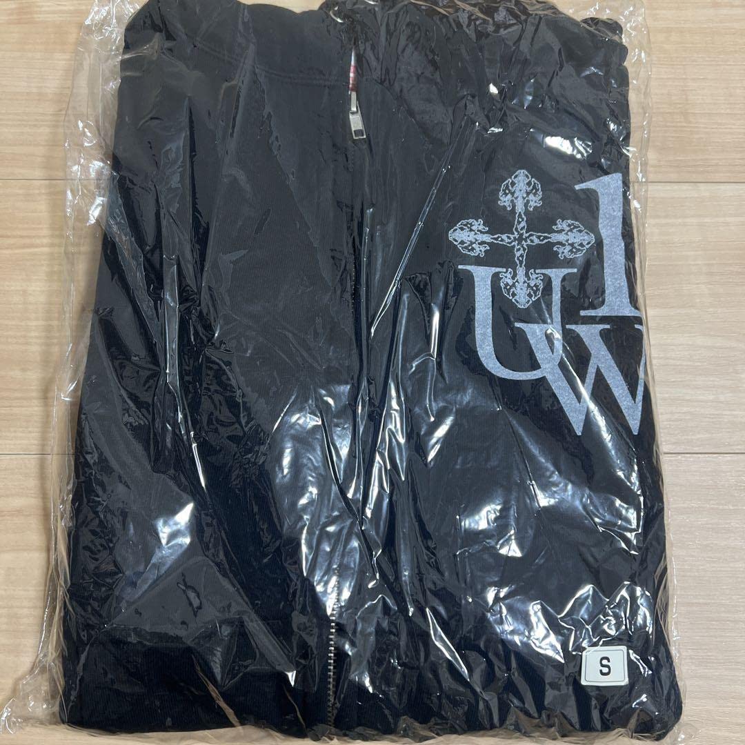 UVERworld 初代パーカー レア UVERworld 初代パーカー レアUVERworld 初代パーカー