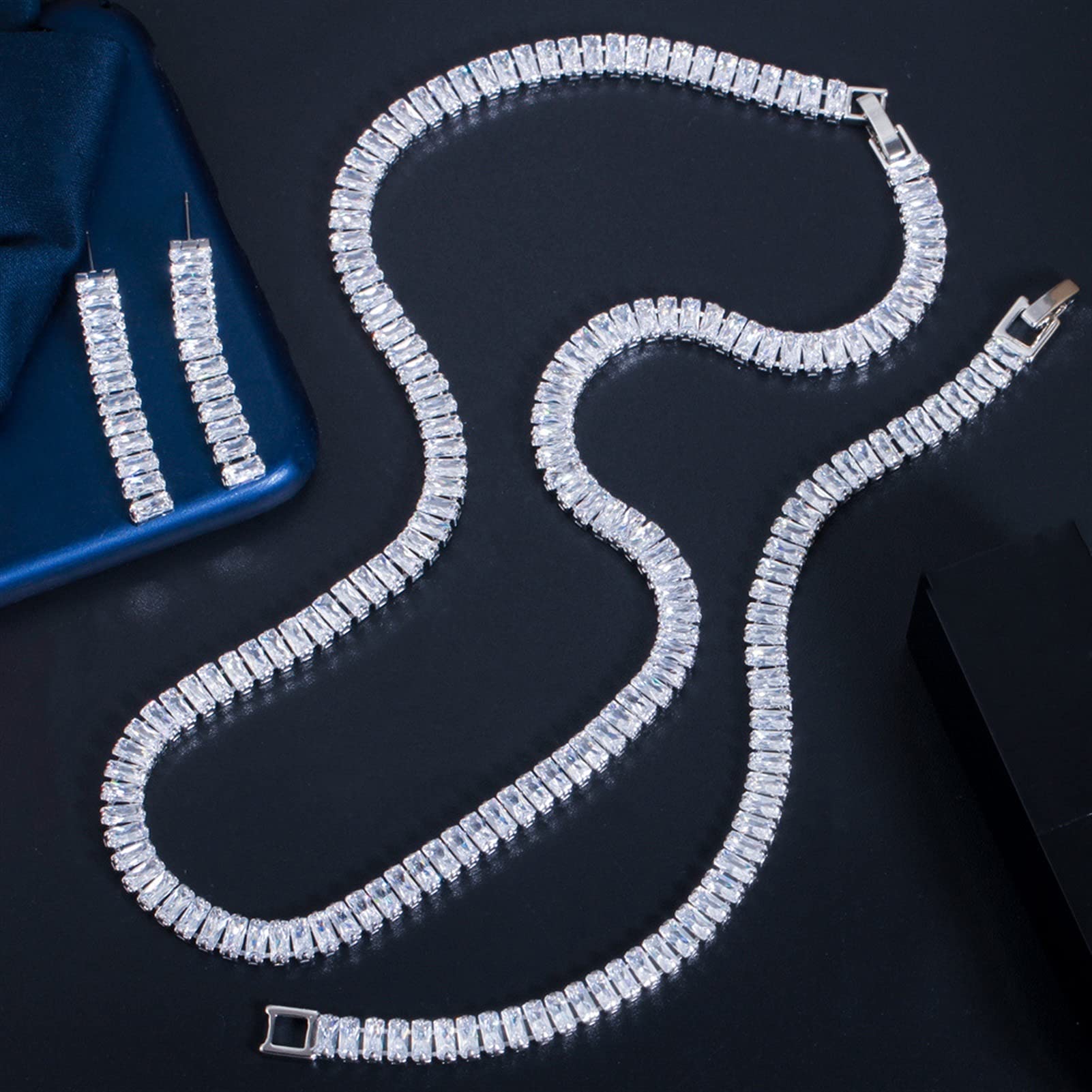 Gioielli 3 Pezzi Color Argento zirconi cubici per Donna Festa Nuziale Set di bigiotteria da Sposa Accessori Regalo