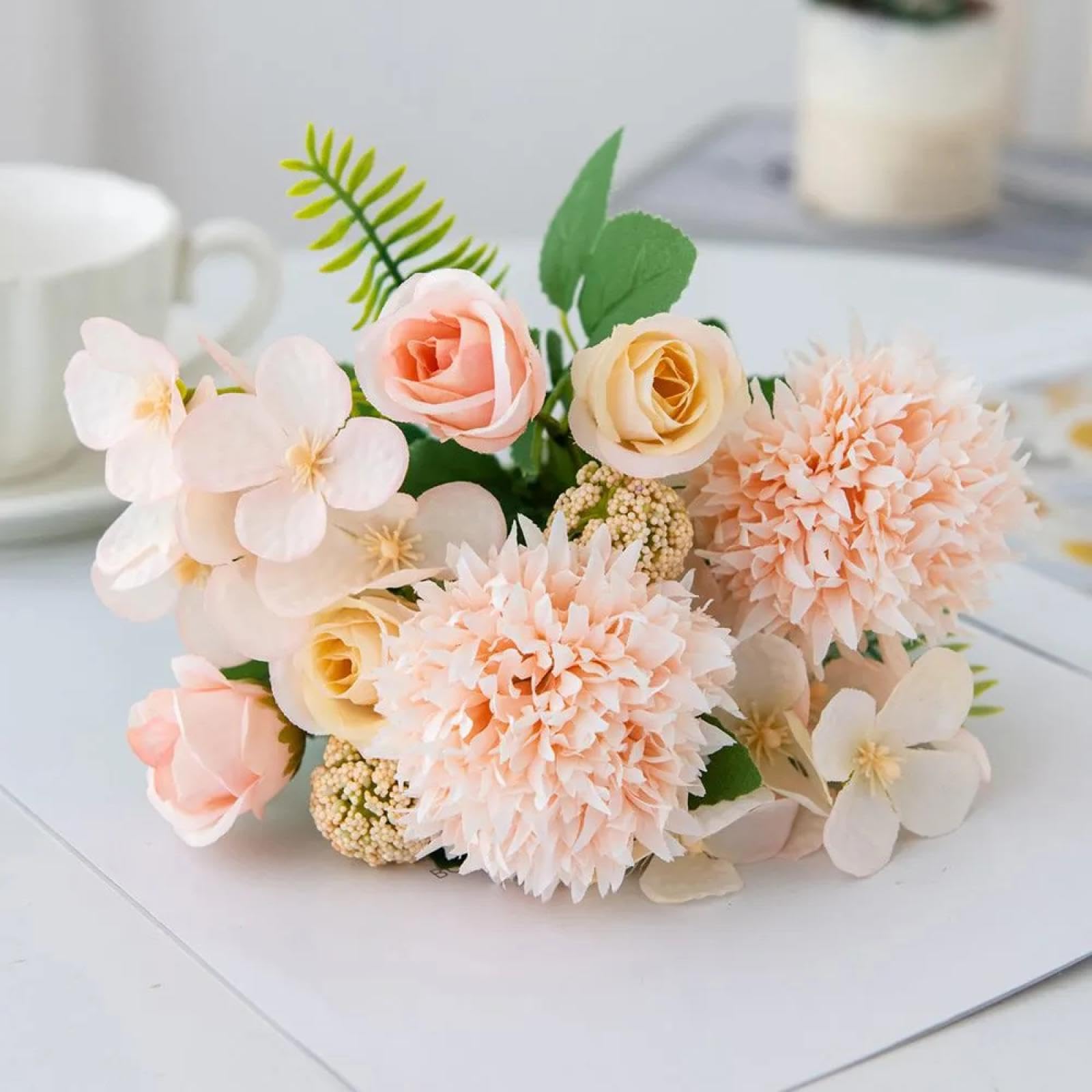 Couronne de festival et roses en soie pour une décoration cadeau à faire soi-même