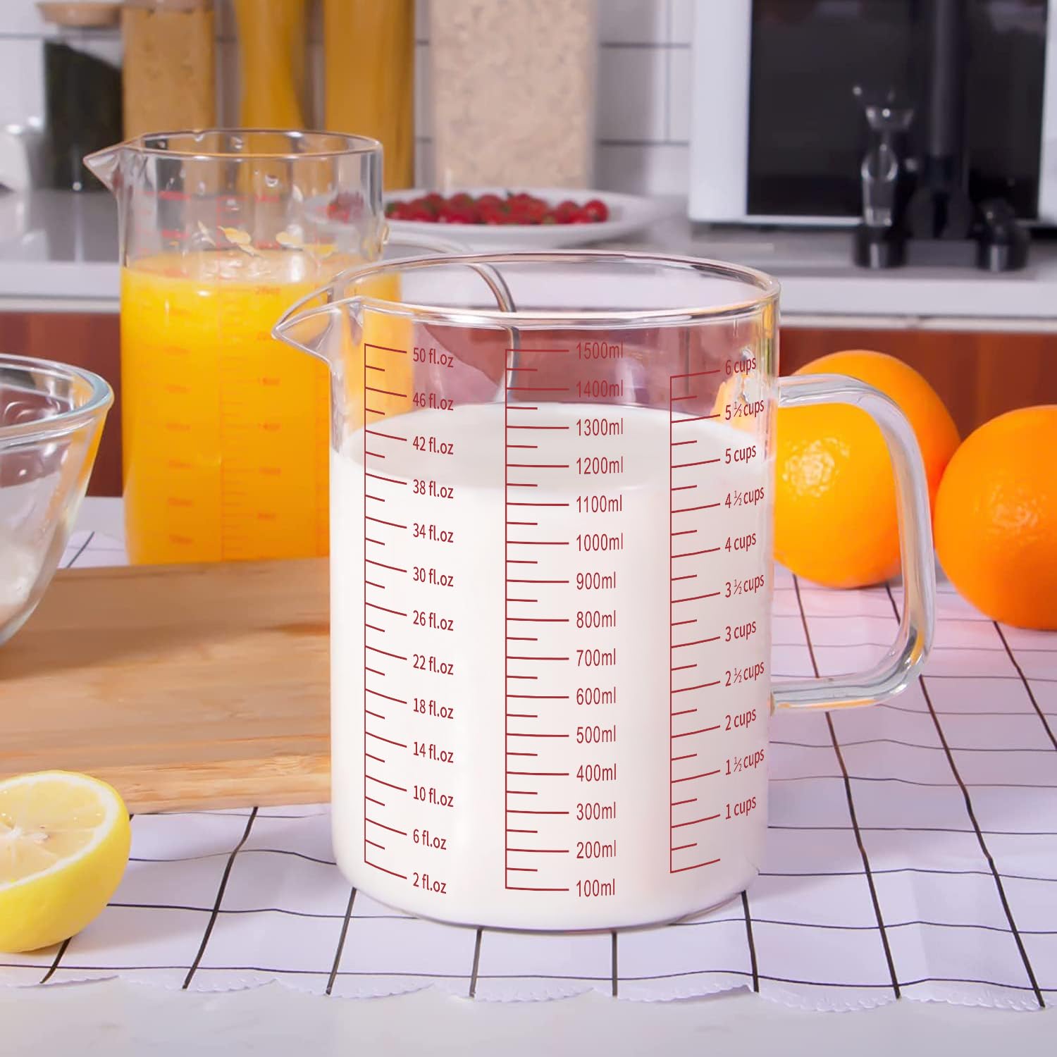 Luvan Taza medidora de vidrio de 6 tazas, fácil de leer con 3 escalas de medición (Ml/oz/taza), mango aislado y boquilla en forma de V, taza medidora de vidrio de borosilicato alto, ideal para cocina