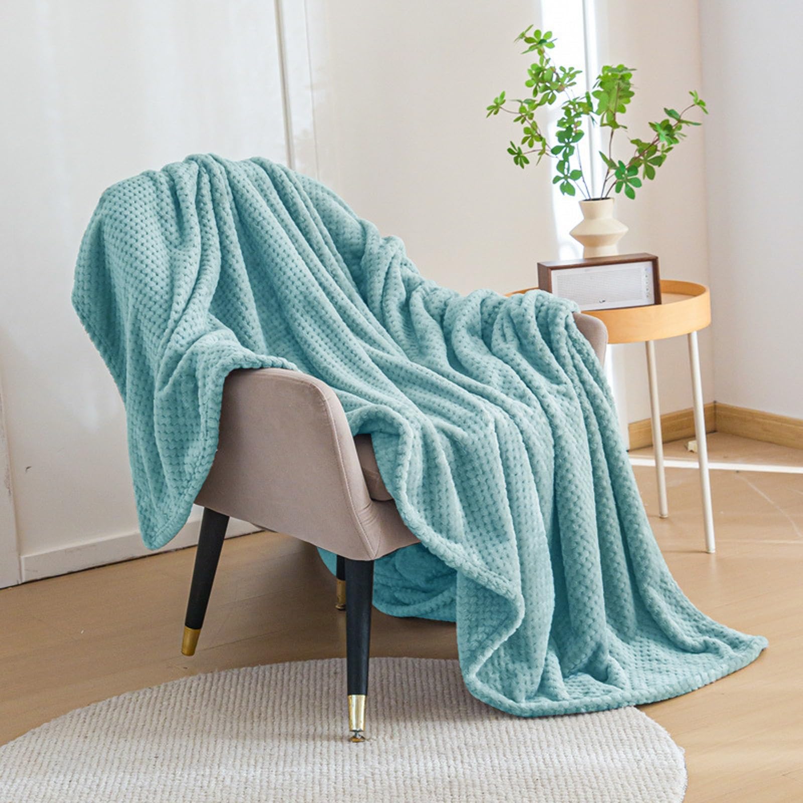LONGCAO Sofa Throw Blanket 130 x 160 cm Super Soft and Warm Lightweight Checkered Pattern Blankets for All Seasons Sofa Throws Large 2 Seater for Bed, Couch, Settee, Sky Blue