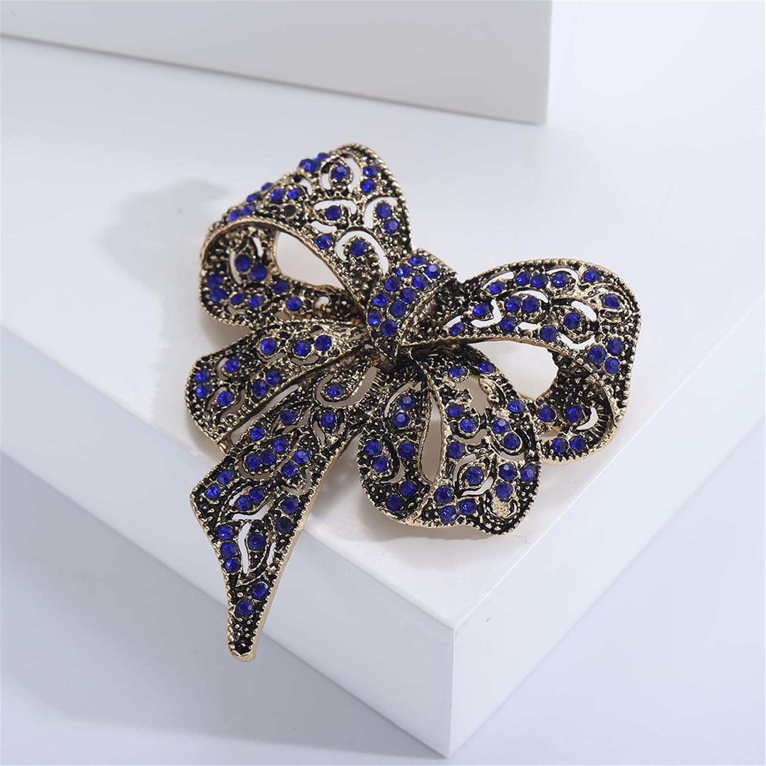 Dreuyet Vintage Rhinestone Bow Brooch Crystal Large Bowknot Lapel Pin Sparkly Ribbon Bow Knot Collar Clothing Accessory for Women Birthday Christmas Jewelry image 5