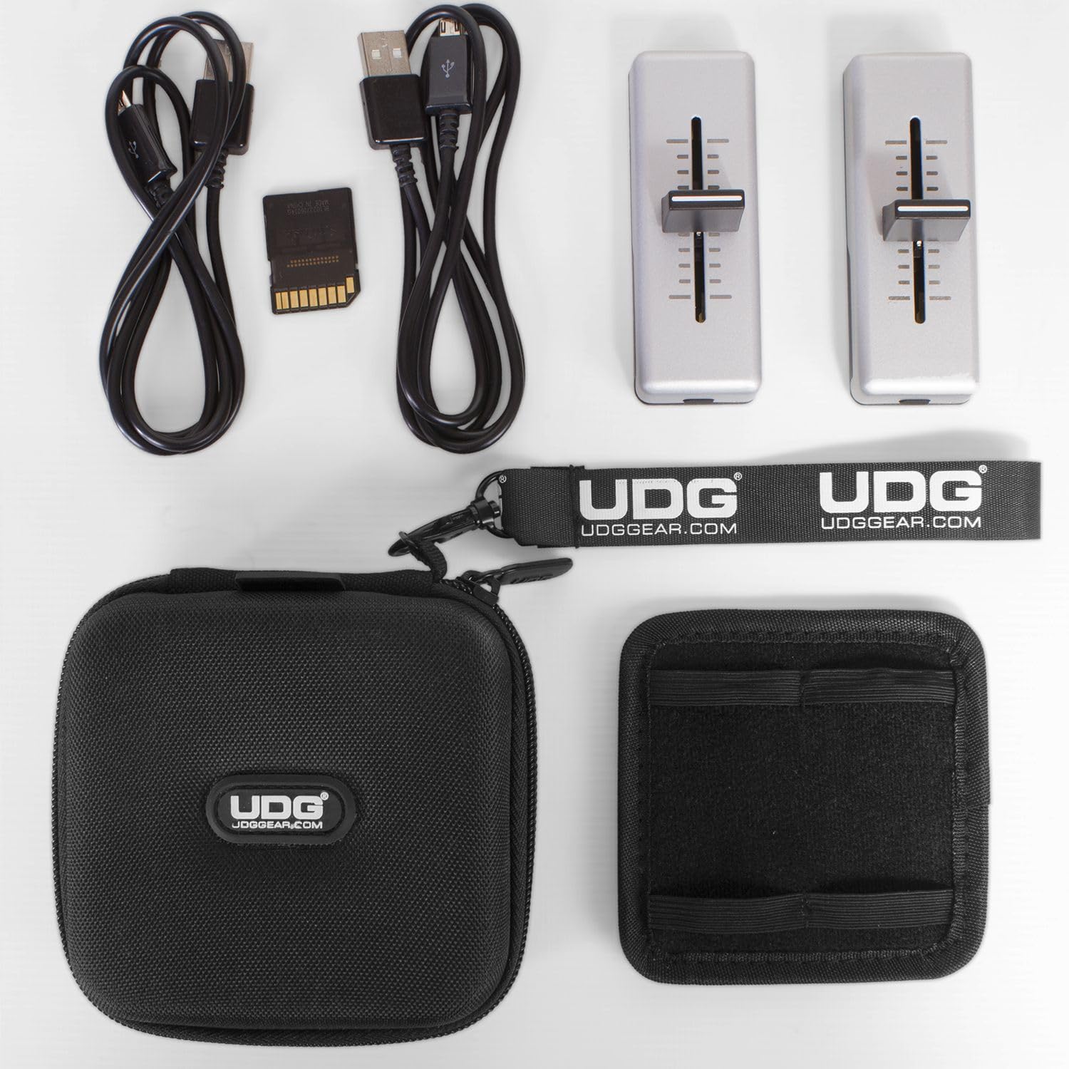 CREATOR. UDG Pokrowiec na sprzęt dj U8472BL - CREATOR PORTABLE FADER HARDCASE MÉDIUM BLACK.