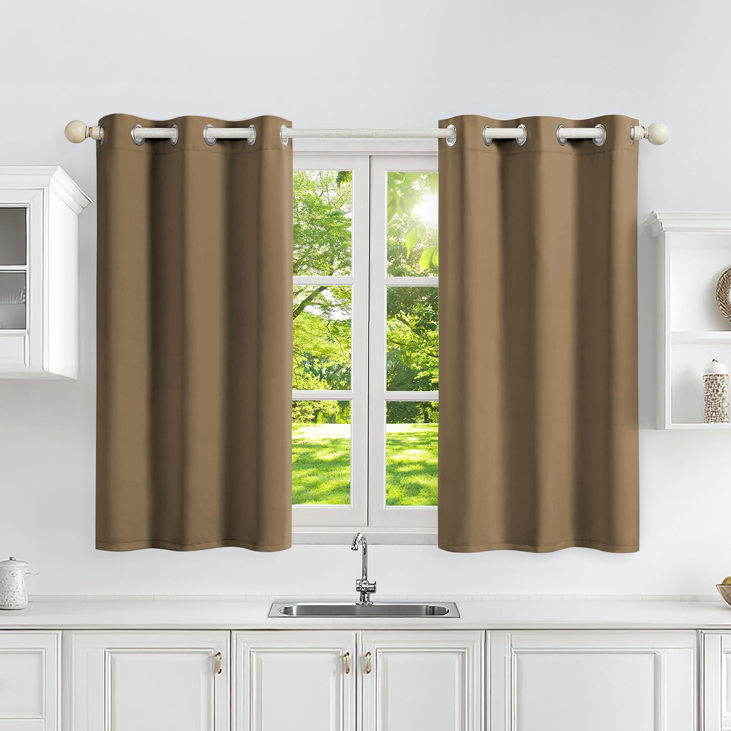 Runyéla Verdunklungsvorhänge mit Ösen Gardinen 2er Set, Vorhänge Blickdicht Thermovorhang Hitzeschutz, Ösenvorhang Thermogardine für Schlafzimmer Wohnzimmer Blackout Curtain