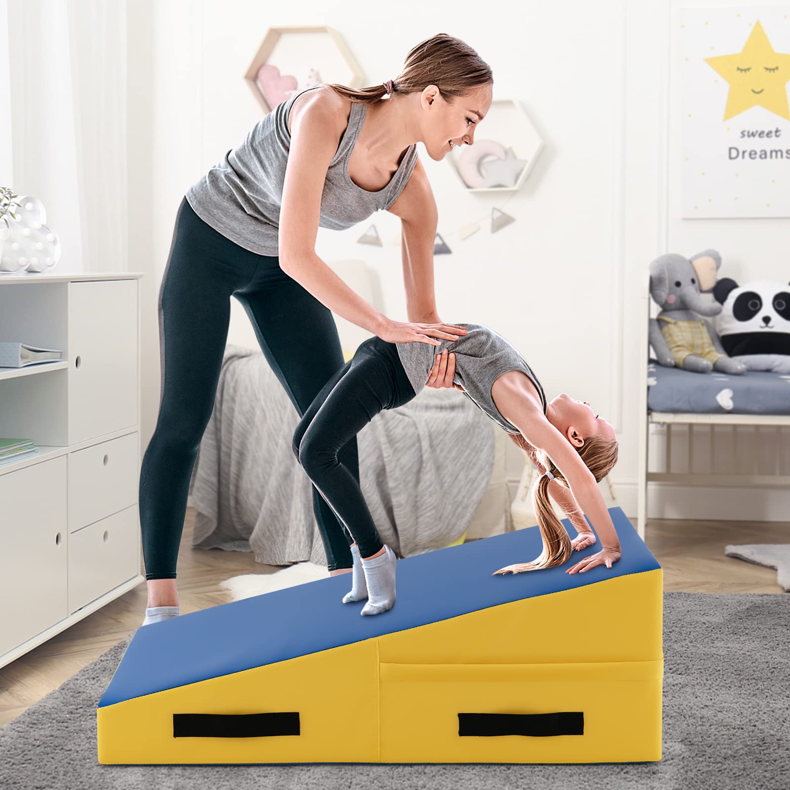 Amazon | Gymax 傾斜体操マット くさび形 体操 傾斜マット 折りたたみ