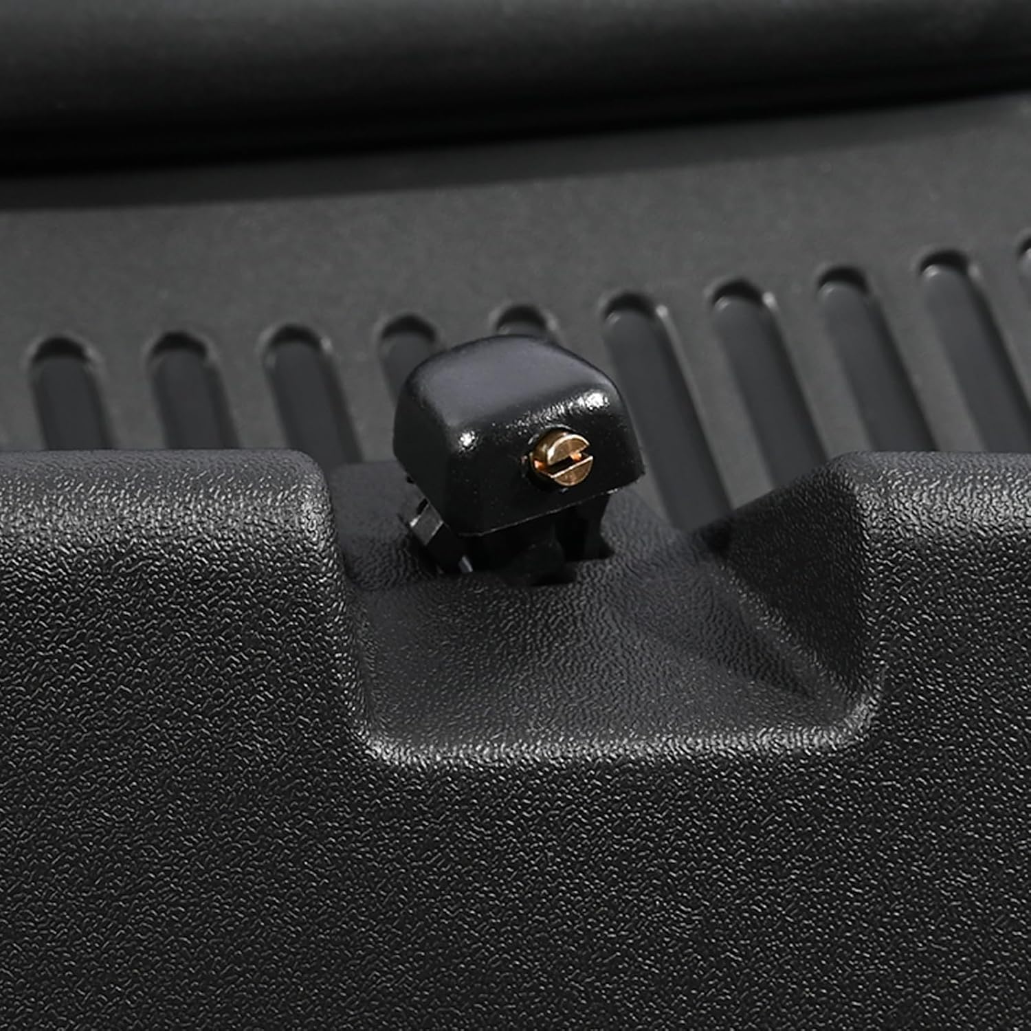 DG1Z-5402228-B,Windshield Wiper Grille Cowl Cover Panel Compatible with Ford Taurus 2013-2019 Replace DG1Z-5402228-AA Front Window Cover Insert Panel Replacement