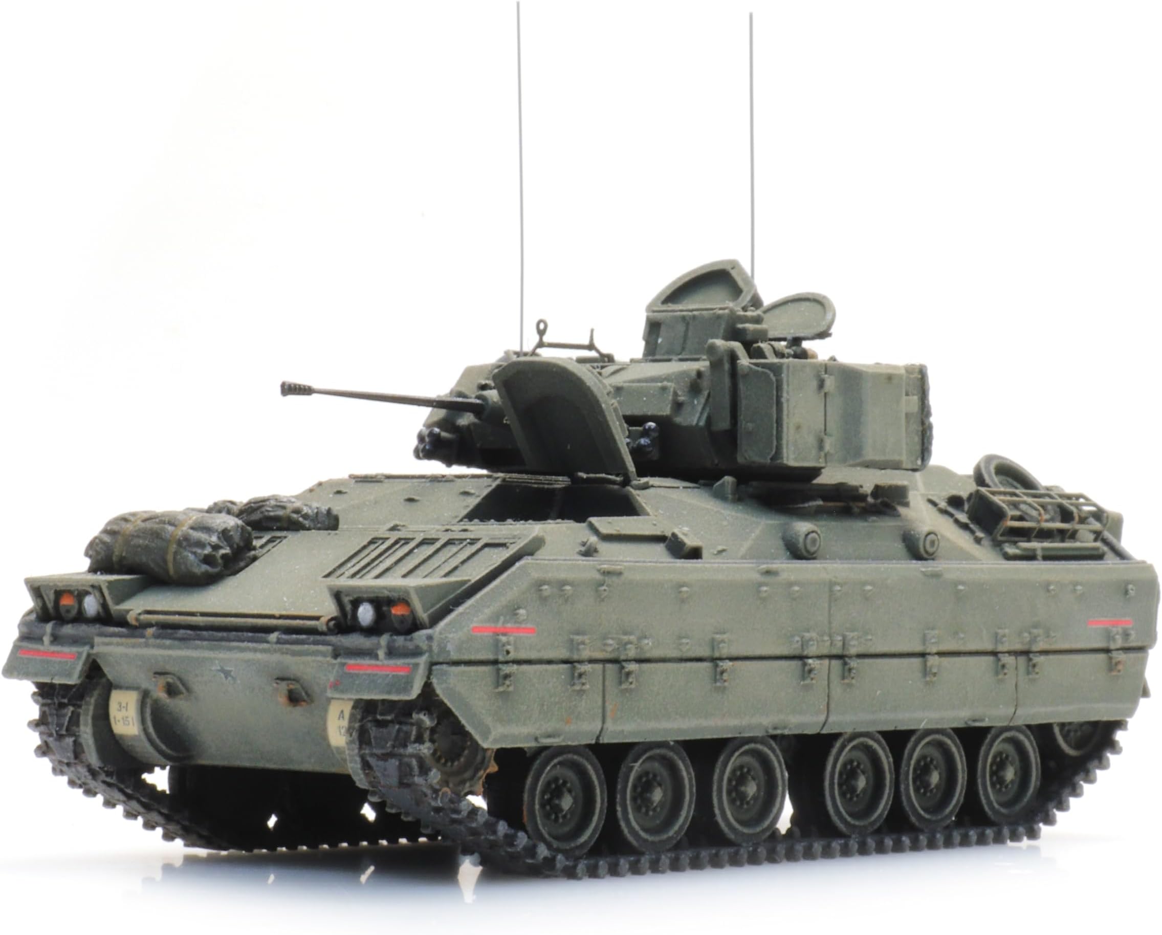 US M2 IFV Bradley Forest Green 1/87 HO Scale (2.8 inch Miniature Finished Model) (6870262)