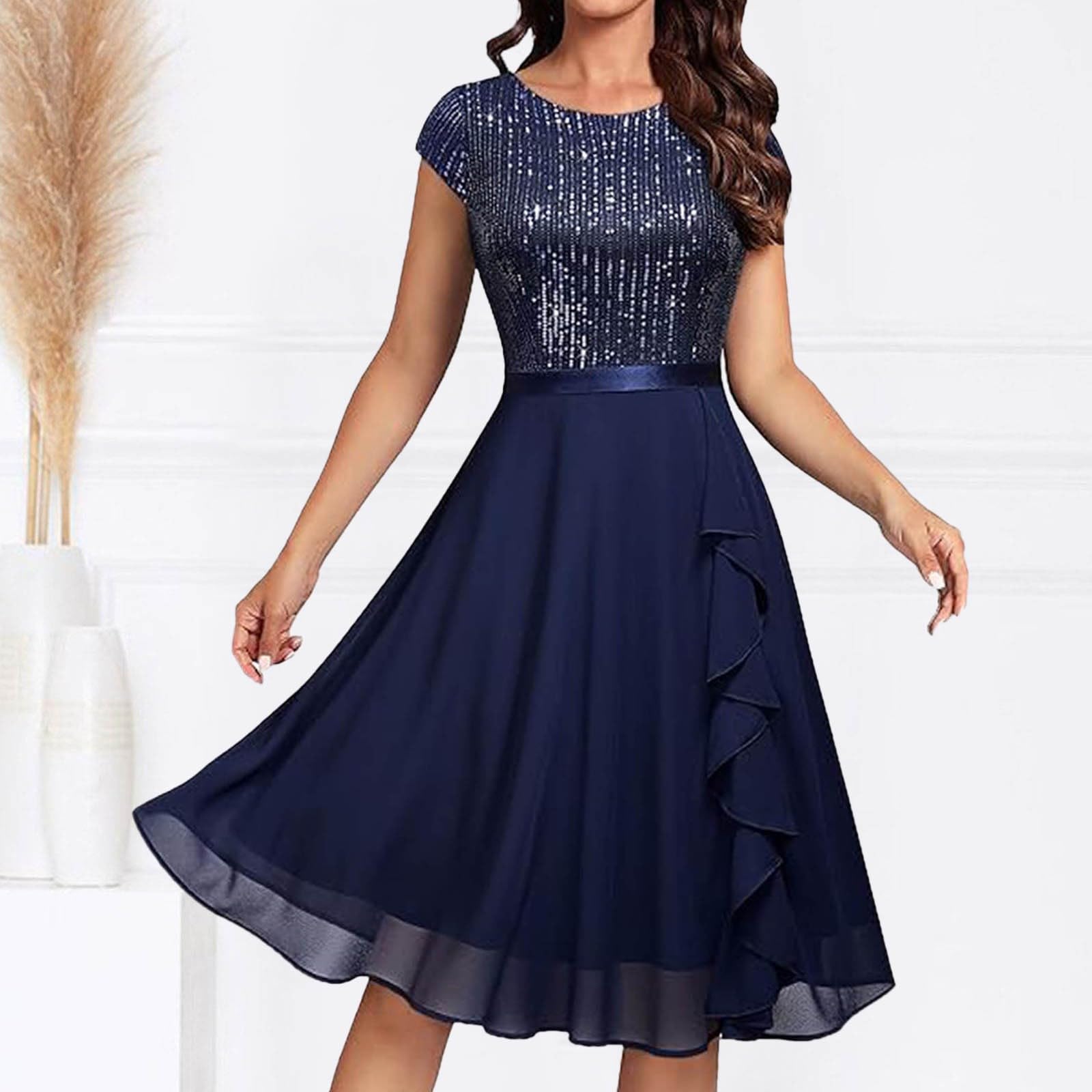 Elegante Vestido de Novia para Mujer con Mangas en Encaje y Gasa para Ceremonia Nupcial y Eventos Formales de Noche con Diseño de Largo Medio