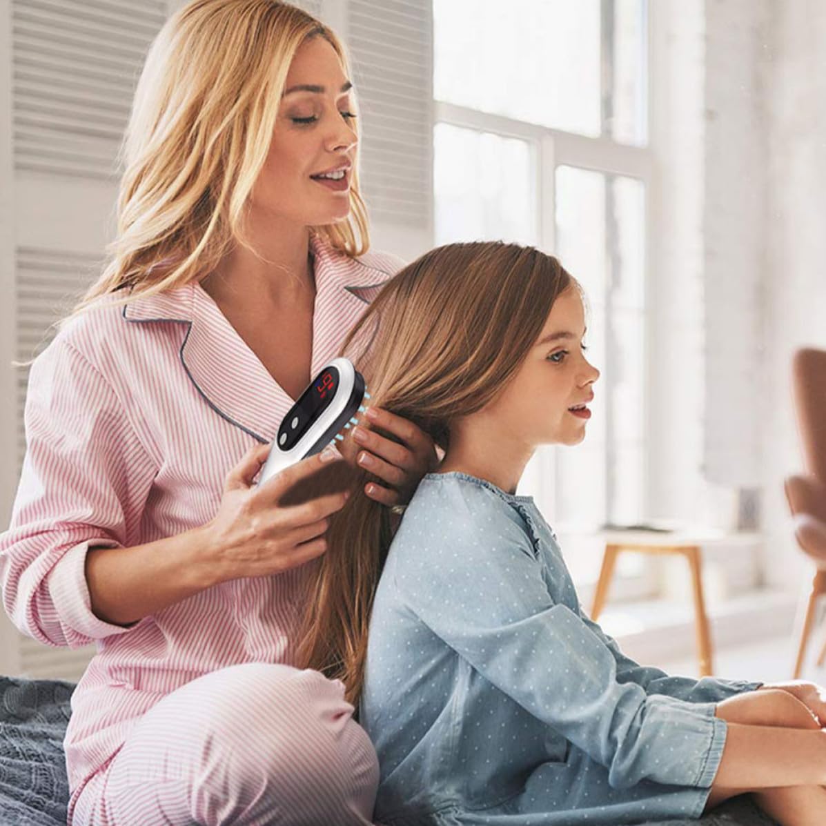 USHOBE Masajeador de Cabello Eléctrico Diseño Ergonómico y Material Abs para Promover la Relajación y Cuidado del Cuero Cabelludo