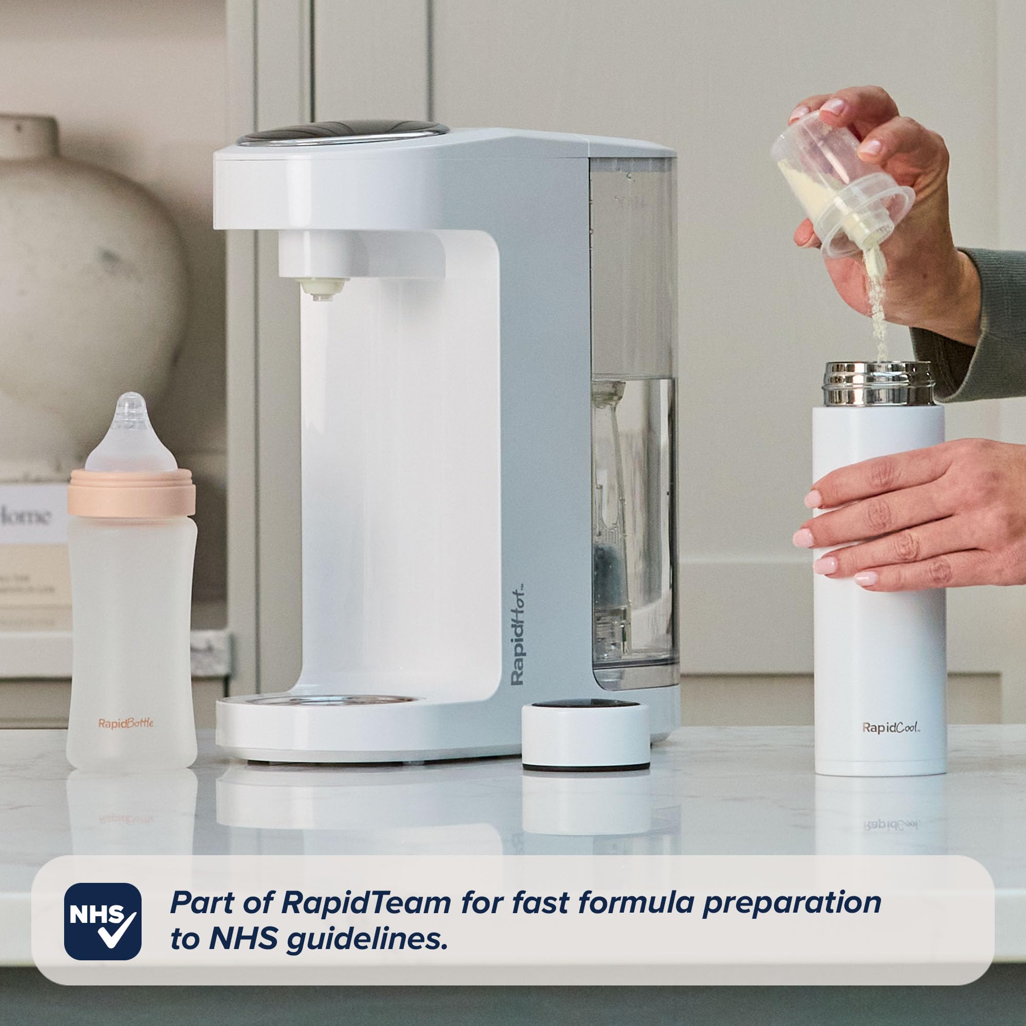 Nuby RapidSterilise+ Sterilizzatore UV per biberon RapidBottle e RapidCool, portatile – 30 utilizzi per carica, ricarica USB, spegnimento automatico, elimina il 99,9% dei batteri in 1 minuto (Bianco)