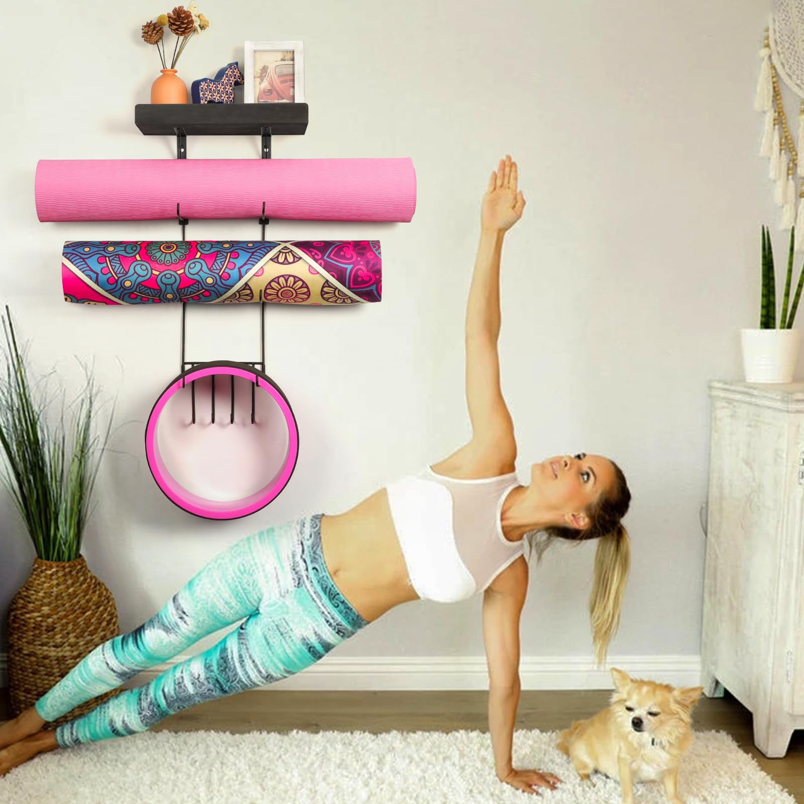 Bikoney Yogamattenhalter, Wandhalterung, Yogamatte, Aufbewahrung, Heim-Fitness-Zubehör mit schwebenden Holzregalen und 4 Haken zum Aufhängen von Schaumstoffrolle und Widerstandsbändern im Fitnesskurs