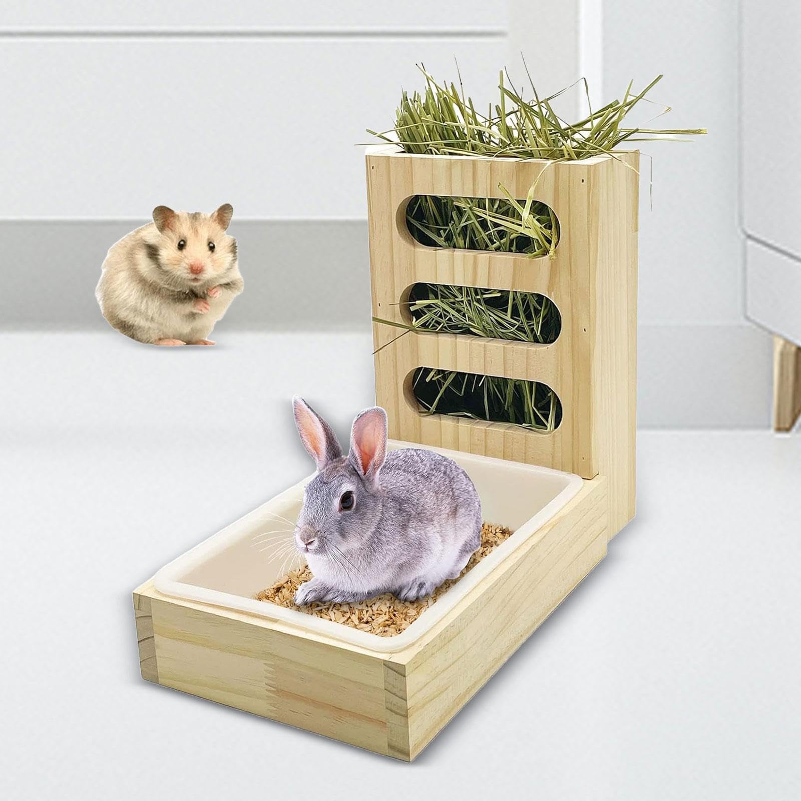 Mangiatoia per fieno in legno per conigli con lettiera. La costruzione di qualità mantiene l'habitat pulito in modo efficiente con la massima capacità di stoccaggio.