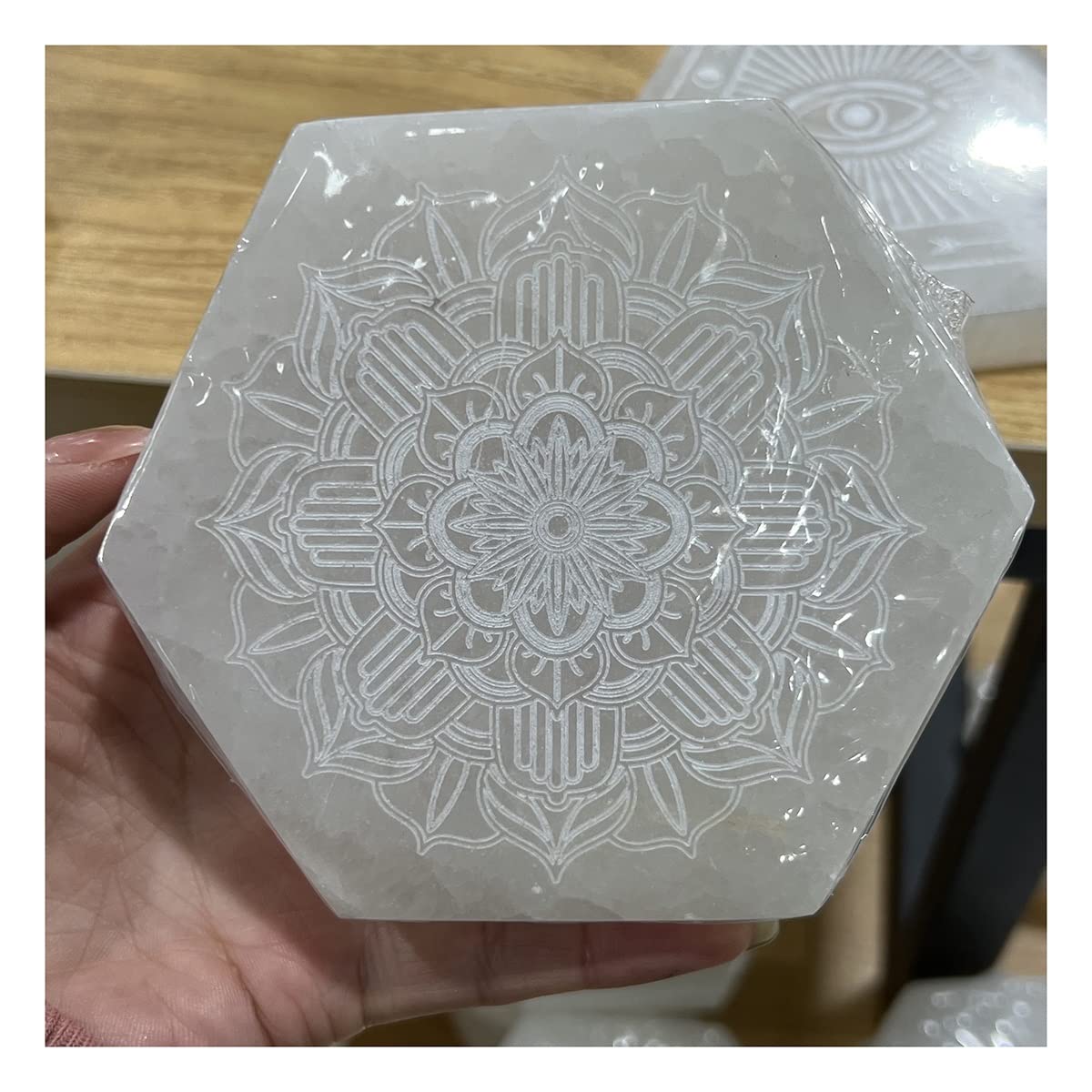 Cristal selenita natural decorativo para crear ambientes de paz en tu salon