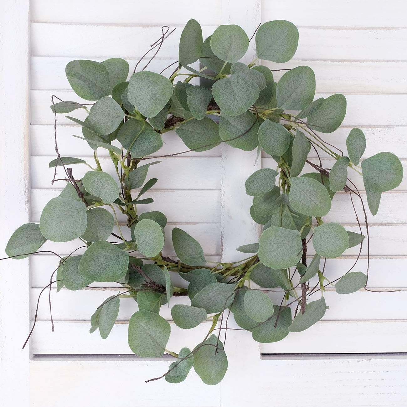 idyllic Eucalyptus Leaves Wreath Metal Polyester Green Wreath 14 Inches for The Front Door Décor, 1 Pack - Image 4