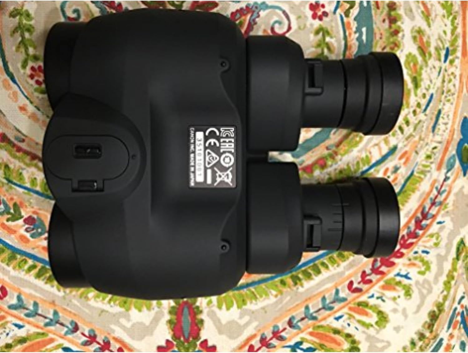 Canon 10x30 Image Stabilization II Binoculars