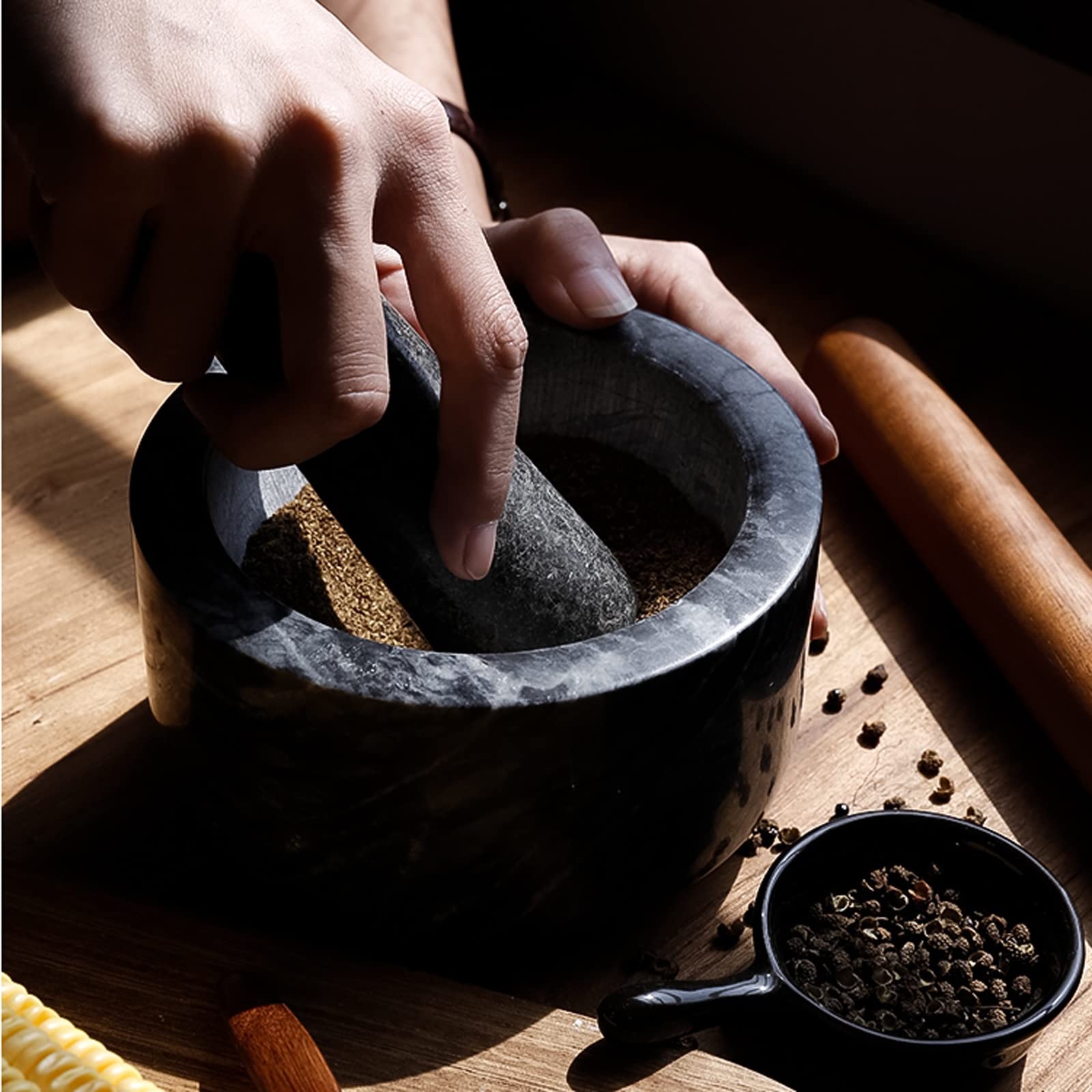 Mortero y maja, mortero y maja for pulir granito natural, juego de mortero y maja con base de metal dorado, capacidad for 2 tazas, hacer guacamole fresco, salsa, pesto, trituradora de hierbas, moler e