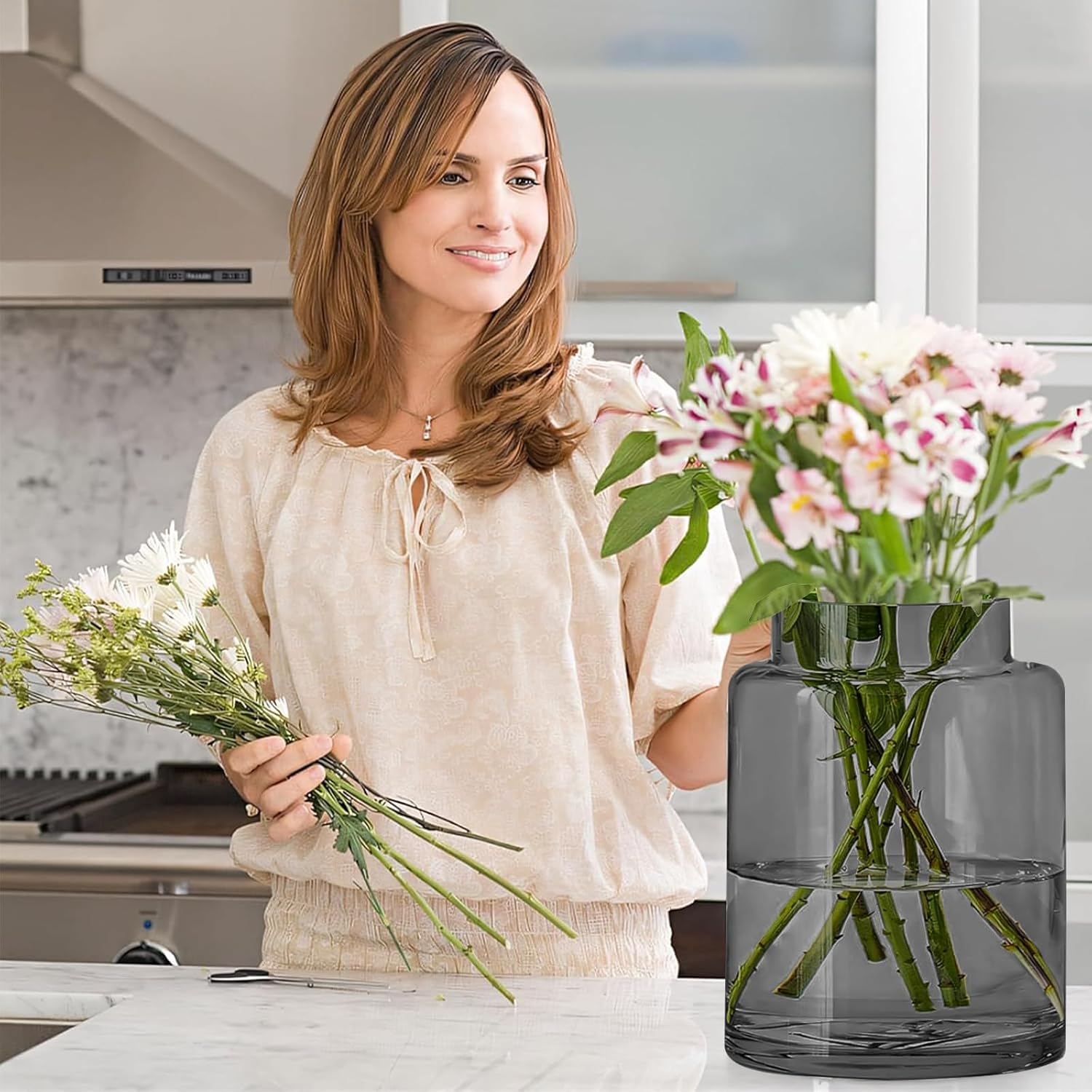 KOIUEYW 9 Inch Tall Vases for Flowers, Large Glass Vase for Centerpieces, Clear Glasses Home Decor Modern Jarrones Decorativos for Wedding Living Room Dining Table (Gray)