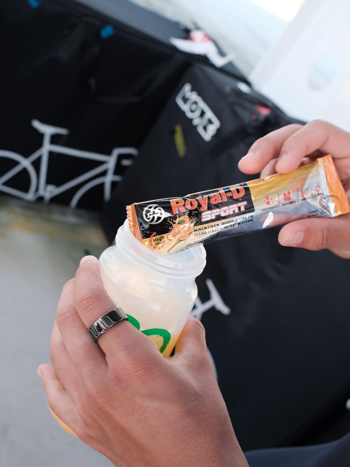 Royal-D Sport Electrolyte Powder - Orange Flavor | Instant Hydration & Energy with Vitamins B & C, Sodium, and Potassium - 6.15 Oz, Pouch (6 Sachets) image 6 of 8 B0CG5F4X99