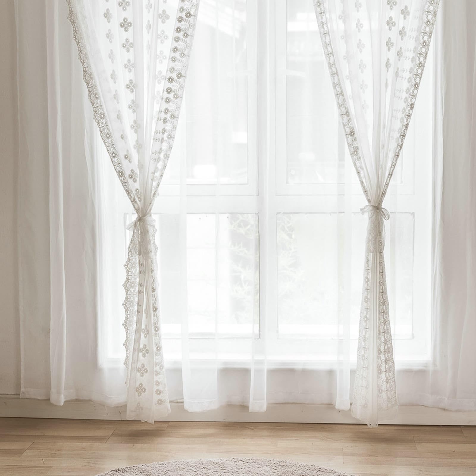 Voilage en coton et lin avec bordure en dentelle blanche transparente 140 x 132 cm Idéal pour le salon Style campagnard Comprend 2 crochets Décoration d'intérieur élégante