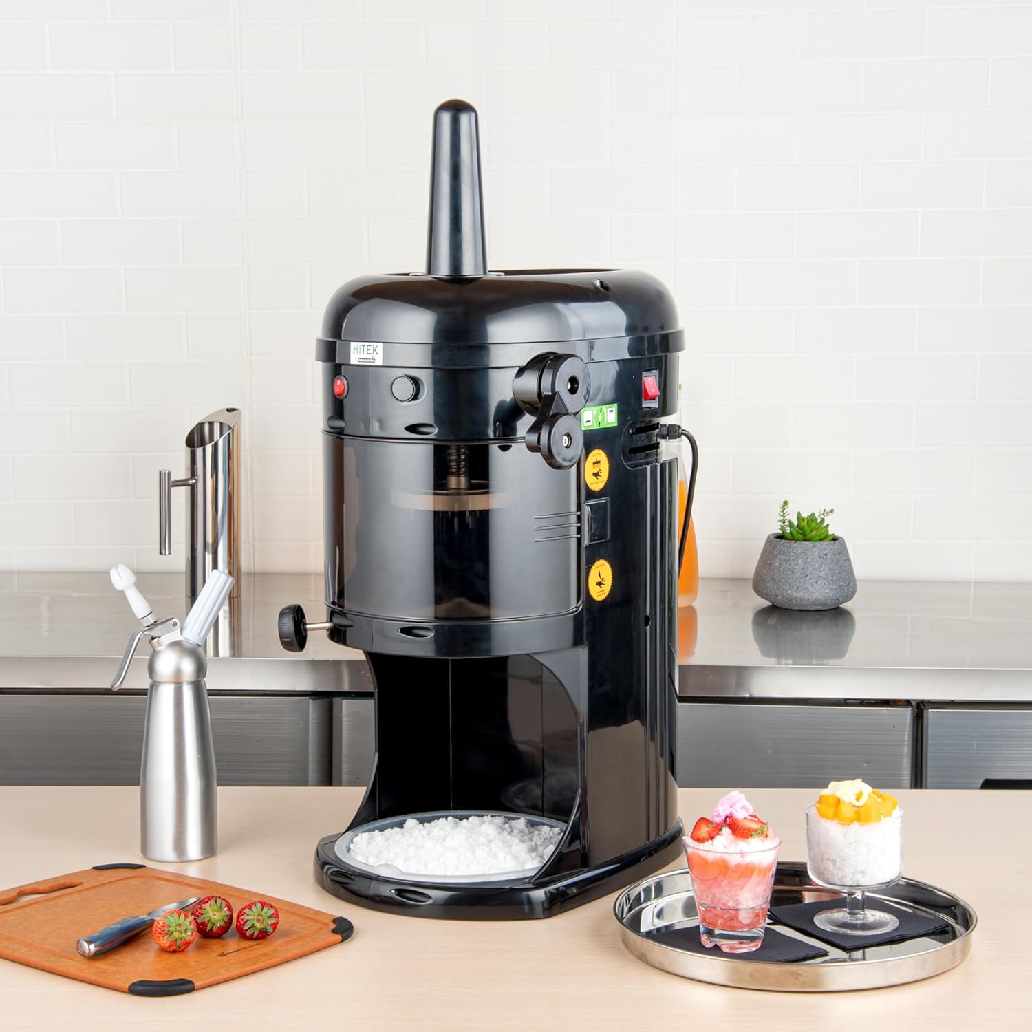 Restaurantware Snow Cone Machine 1 Count 16.535 x 12.205 x 24.016 Inches Plastic Ice Shaver Ice Crusher Aluminum Blade Shaved Ice Maker Black