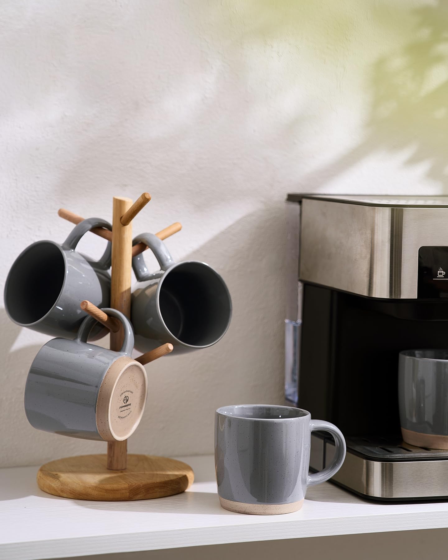 famiware Juego de tazas de café para 4 tazas de 13 onzas, taza con asa para café, té, cacao, leche, serie Milkyway, gris oscuro