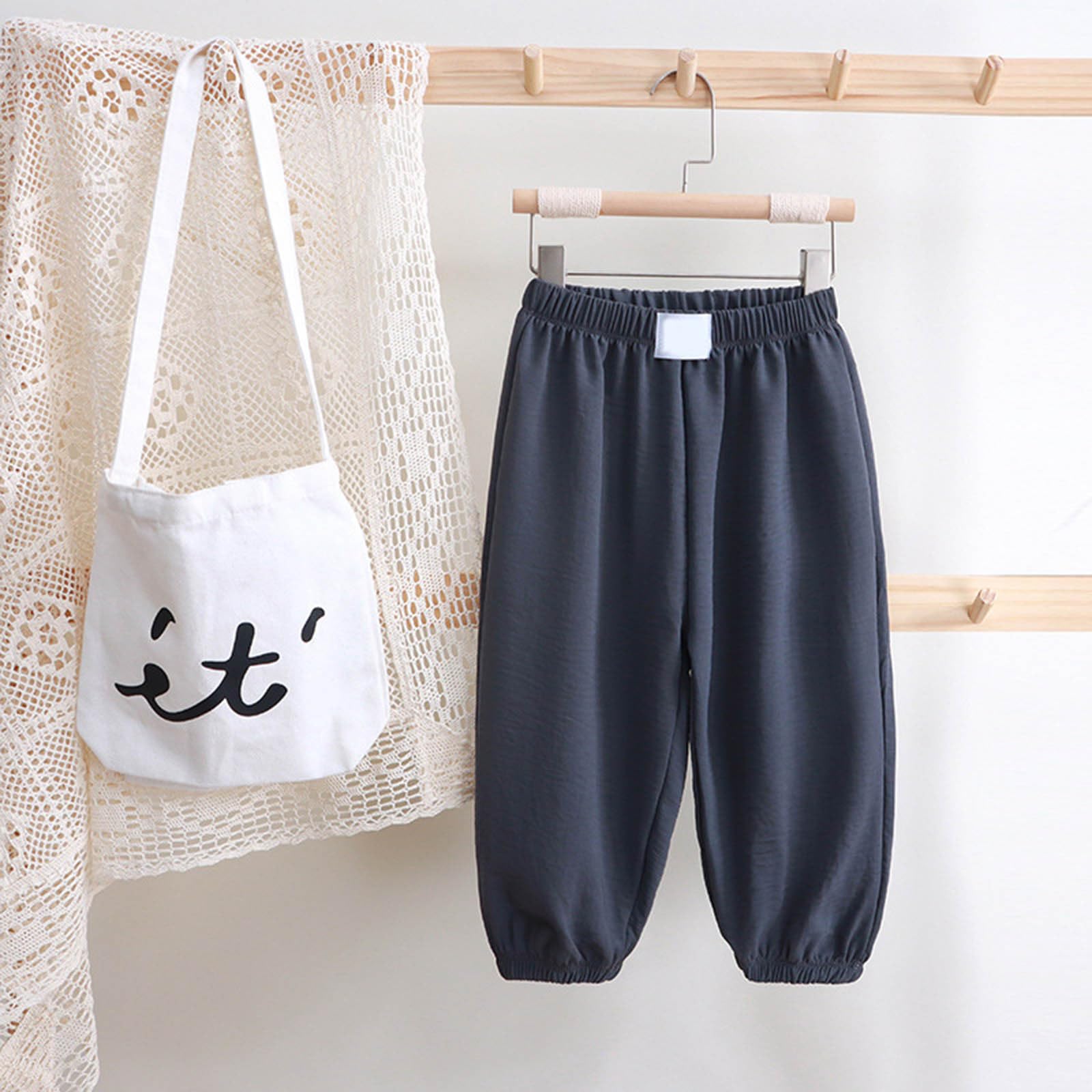 Genérico Pantalones Chandal Niño Pantalones Deportivos Ligeros y Transpirables para Niños y Bebés en Temporada de Verano