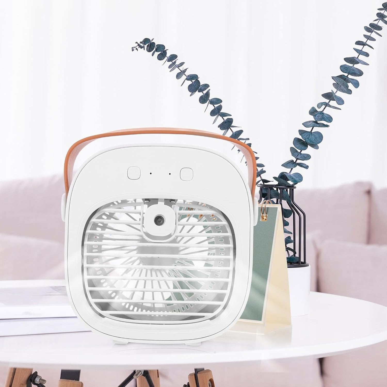 USB Desktop Cooling Fan with Misting Function, Plastic Mini Table Fan, Portable USB Operated Air Circulator for Office, Dormitory, and Home Use (white)