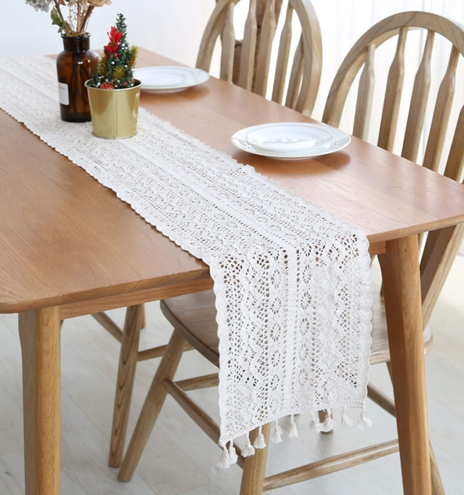 Chemin de Table Saint Valentin, Chemin de Table 300 CM Coton Blanc 24CM Motif de Fleurs Creuses Deco Intérieure et Extérieure