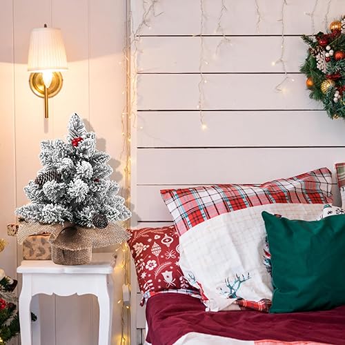 Miniatura 10 de Árbol de Navidad artificial de mesa de 14 pulgadas con mini árbol de Navidad flocado con conos de pino y bayas para decoración de mesa de Navidad,
