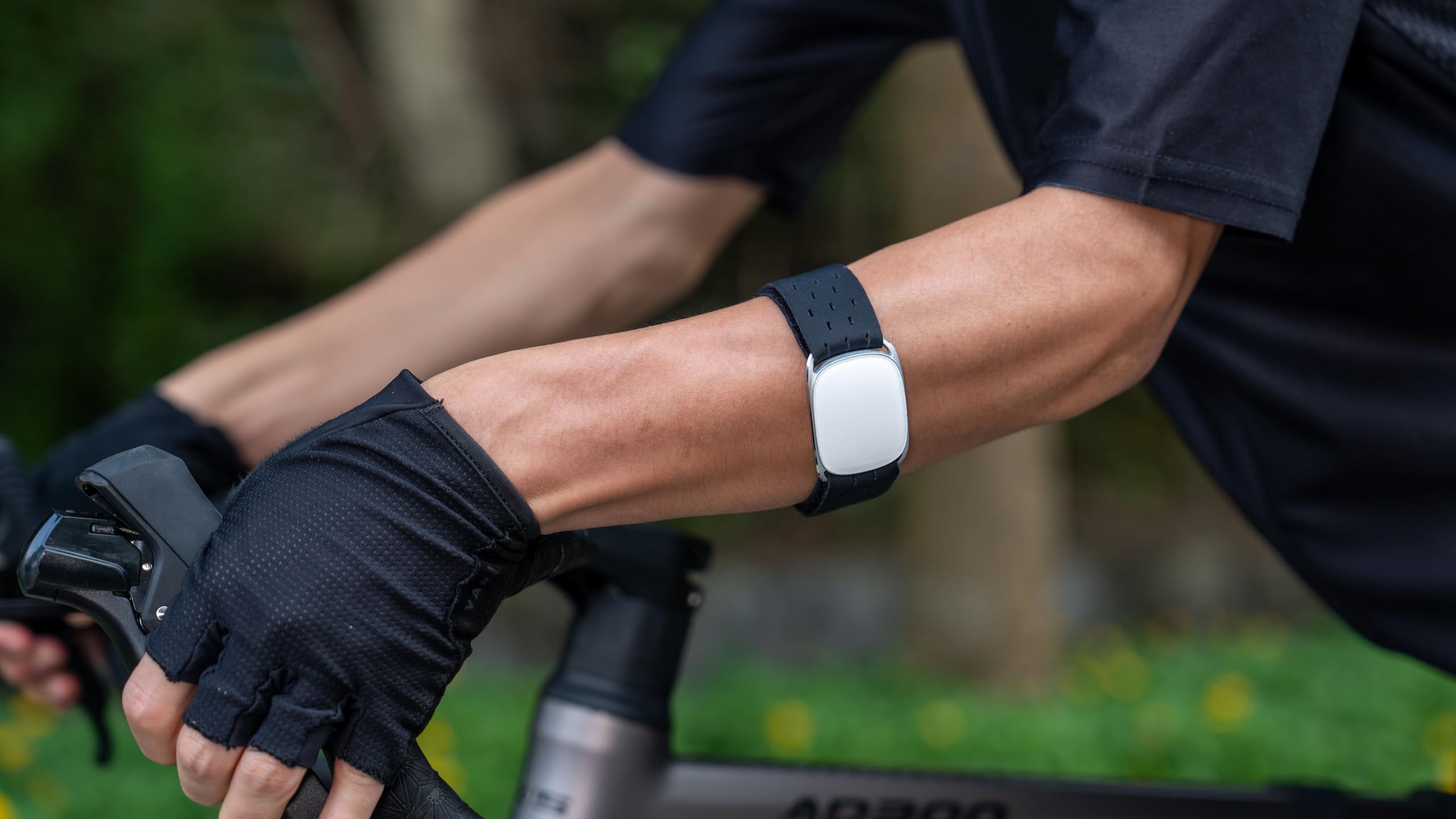 Passion HRM01 - Brazalete de frecuencia cardíaca Brazo Bluetooth Ant+ Sensor Óptico Monitoreo del sueño Compatible con Strava, Garmin, Wahoo, Apps... IP67