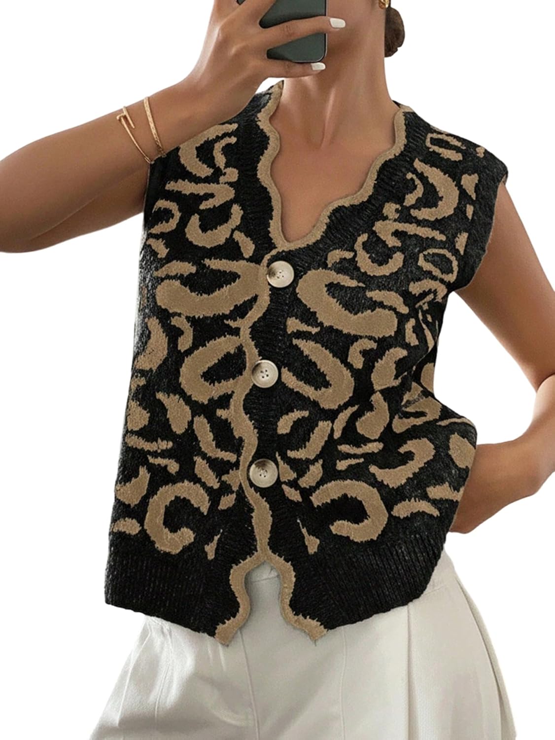 WDIRARA Womens Leopard Print Button Down Sweater Vest V Neck Sleeveless Cardigan Scallop Trim Knit Tops