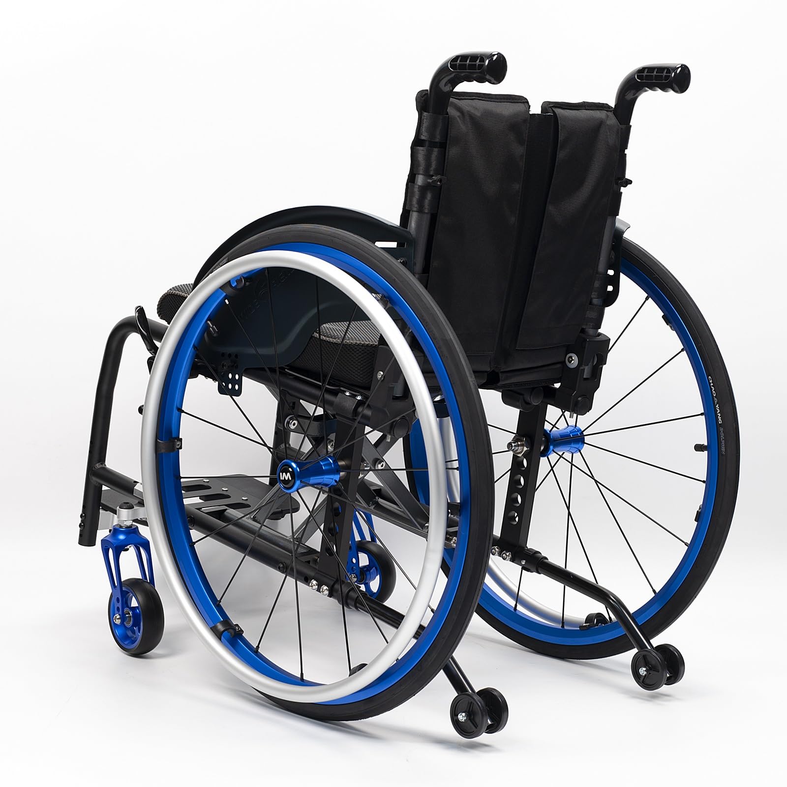 Silla de ruedas manual ligera, silla de ruedas deportiva ultraligera portátil todo terreno, silla de ruedas plegable, sillas de ruedas de transporte con antivuelco(Blue A,40cm/15.7in)
