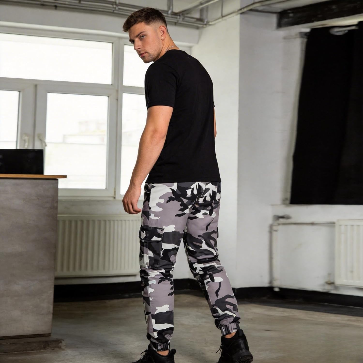 Men's Camouflage Sweat Trailcrest Pants Tactical Apparel Cargo Pant Sports Style