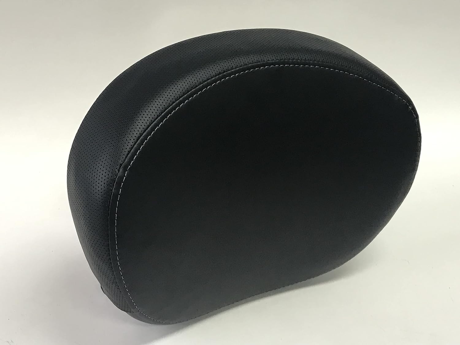 Black Smooth Dark Stitch Passenger Sissy Bar Backrest Pad 2014-2024 Indian Motorcycles Chief Classic Vintage Chieftain Limited Elite Horse Challenger Springfield 2879666-VBA Match Rogue Seat Saddle 01