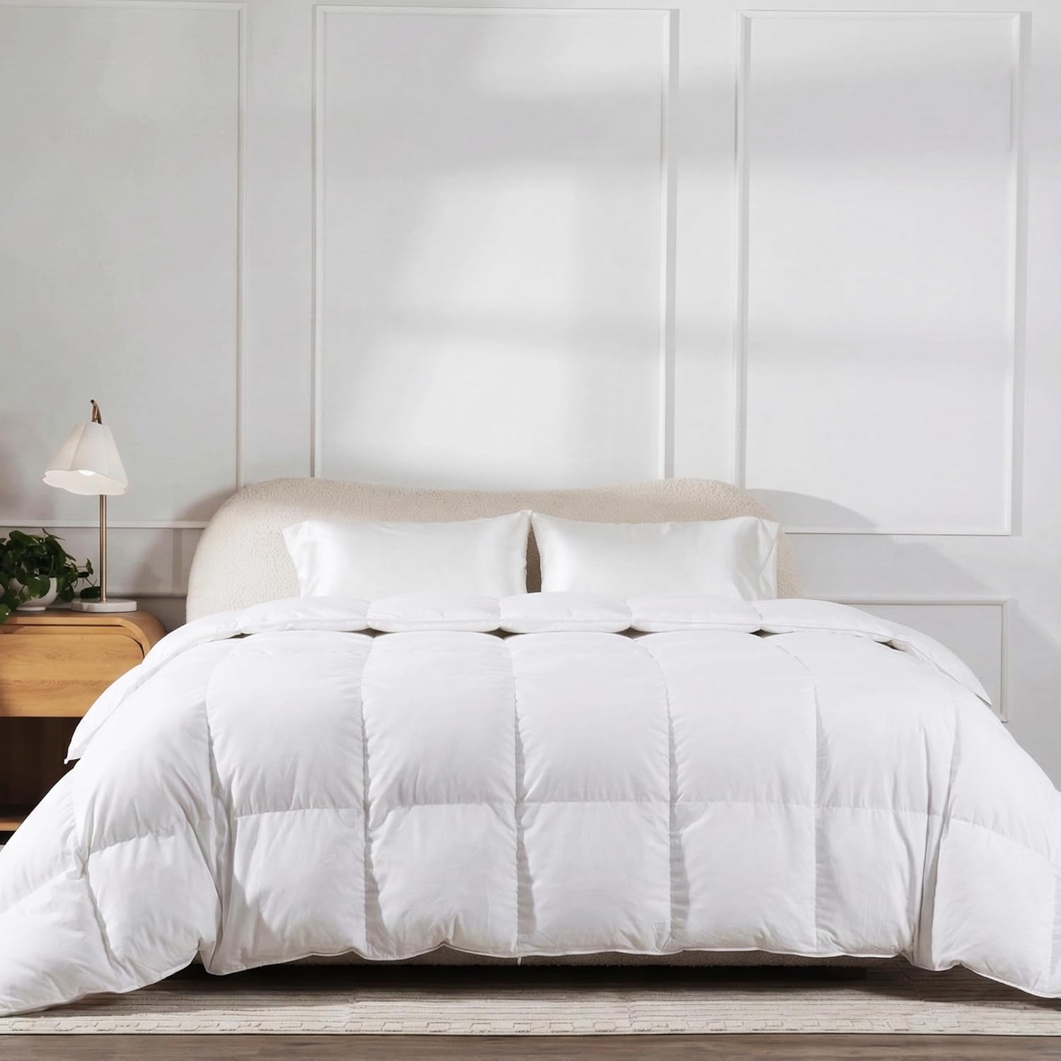 Beckham Hotel Collection Feather Down Comforter – All Season Duvet Insert with Baffle Box Construction, 400 Thread Count Cotton Blend, Responsibly Sourced Down, King/Cal King