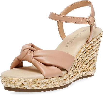 Anne Klein Wintour