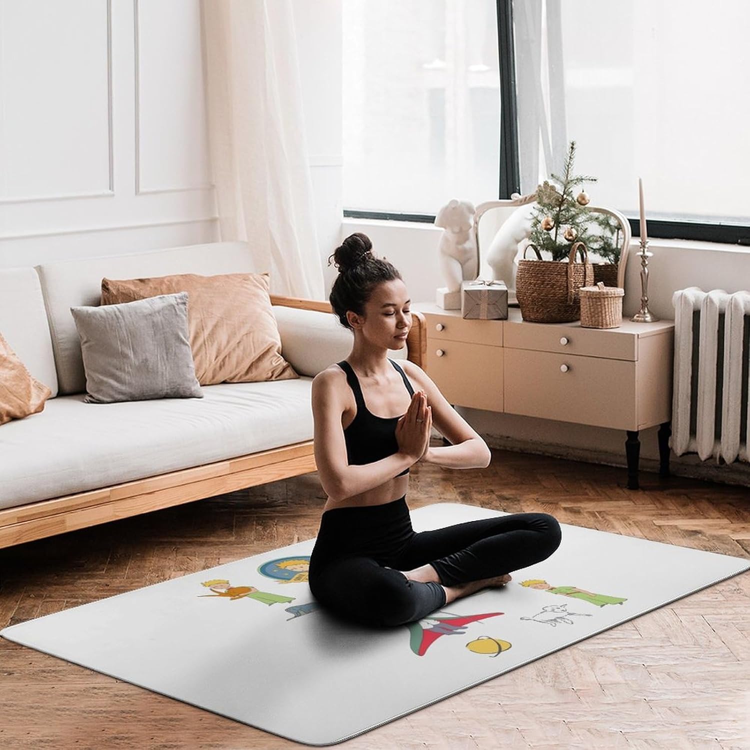 カーペット 星の王子さま じゅうたん 絨毯 150cm&times;100cm ラグ リビングマット おしゃれ 滑り止め付き オールシーズン リ