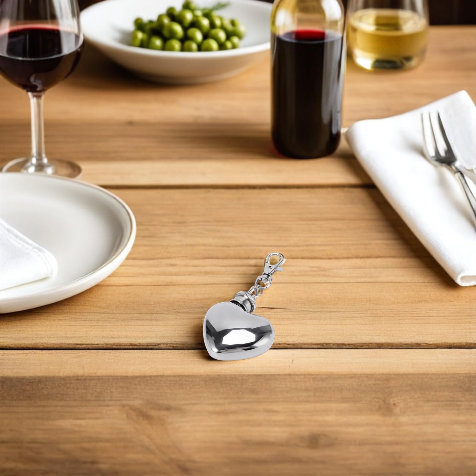 Cabilock 8piezas Mini Frasco de Vino Forma de Corazón Llavero de Acero Inoxidable para Whisky Vino y Bebidas para Camping y Uso Diario