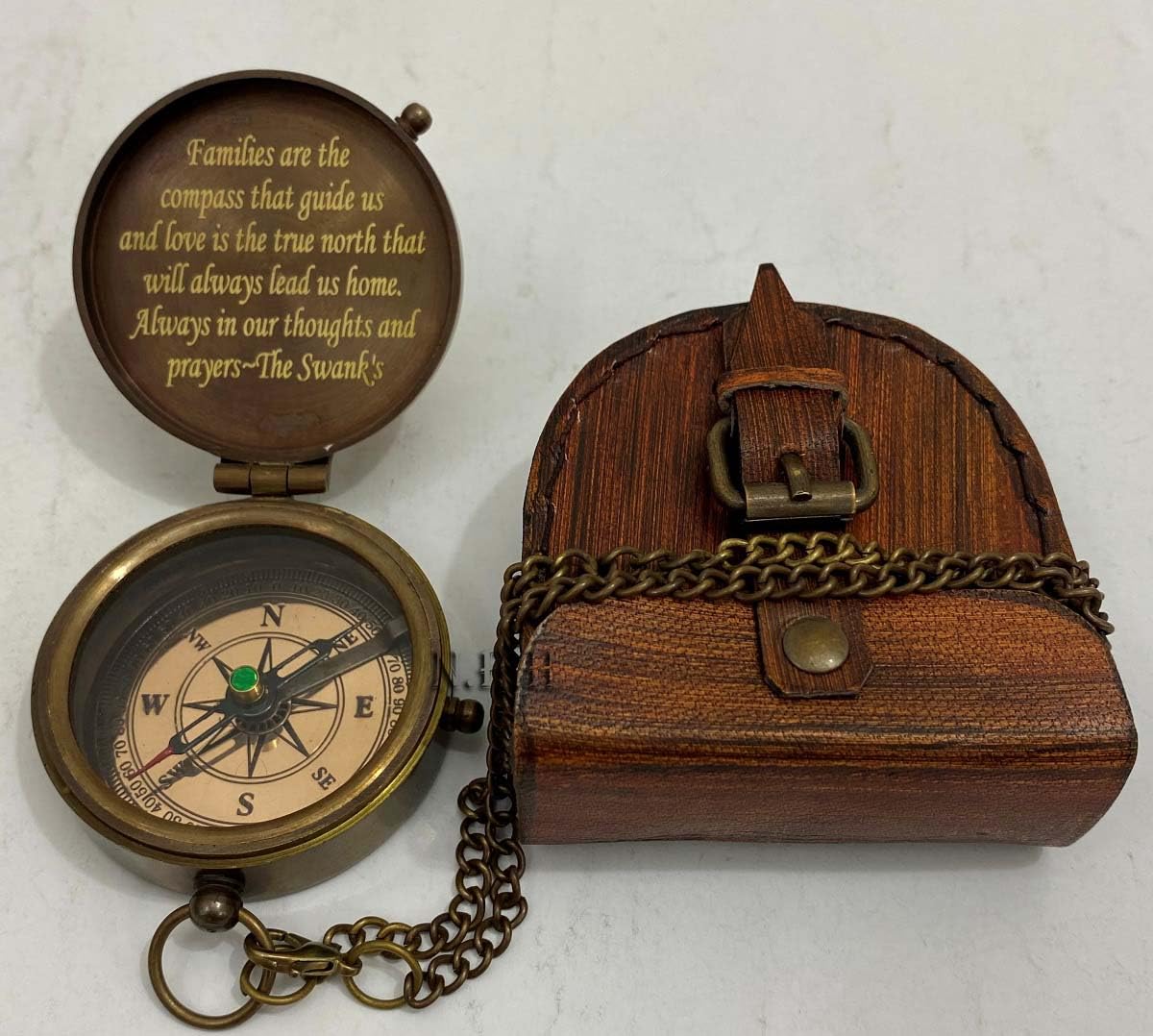 Bussola tascabile in ottone da 5,1 cm con catena, regalo unico di eleganza e presentazione in scatola in pelle, per iniziare e ogni occasione (migliore fortuna), bussola per tuo figlio, figlia e