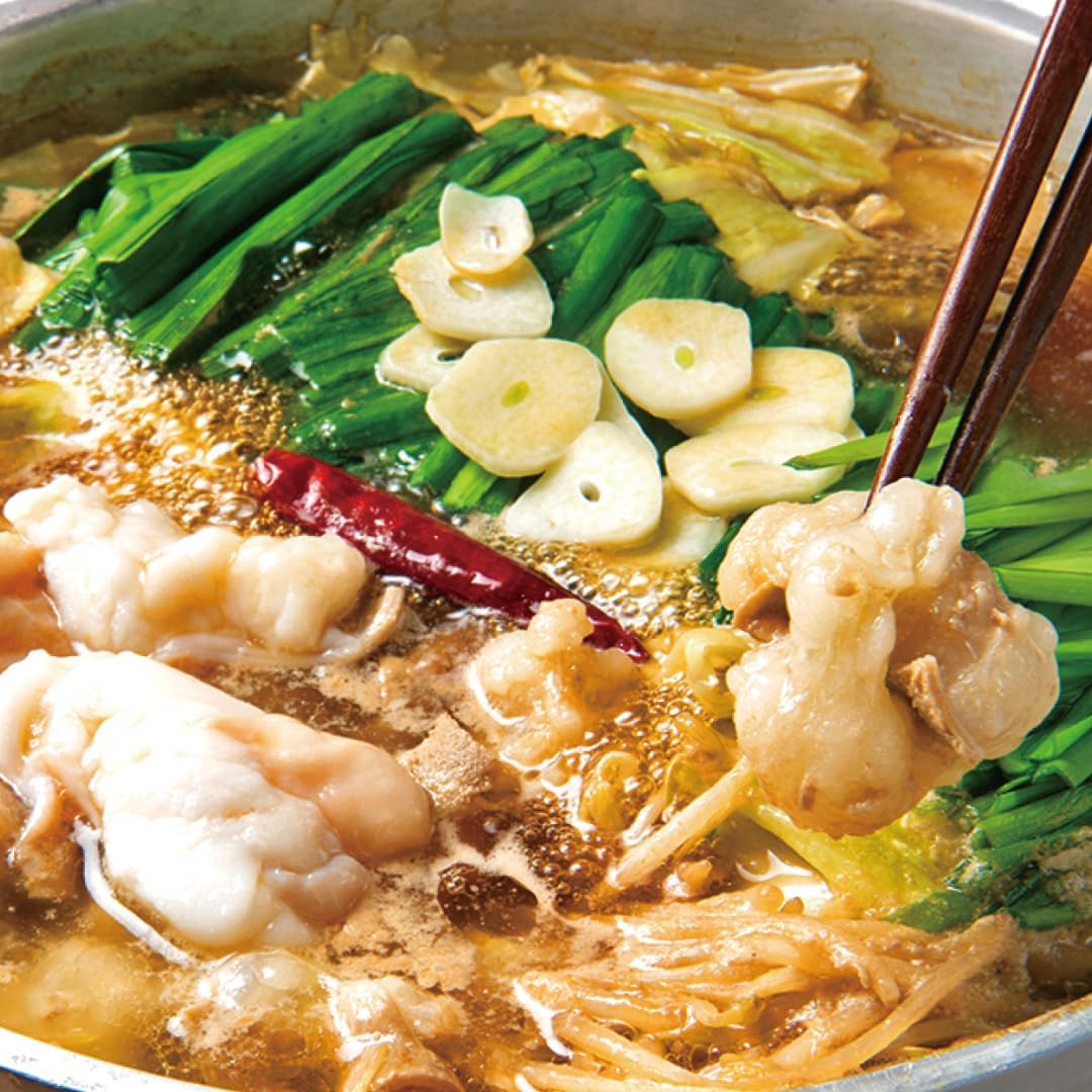 Amazon.co.jp: 伊達のくら もつ鍋セット 九州醤油スープ (2~3人前) [お