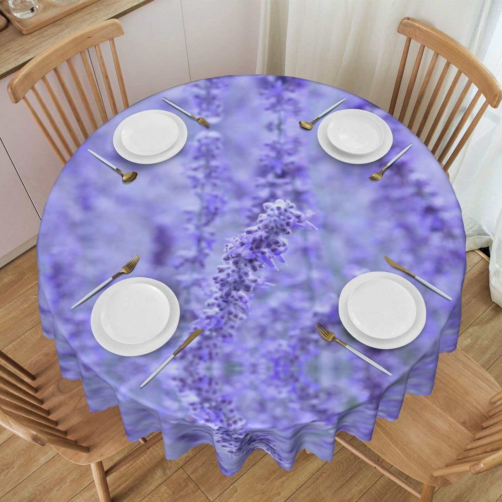 Nappe ronde 150 cm lavande anti-tache pour simplifier les repas de fête