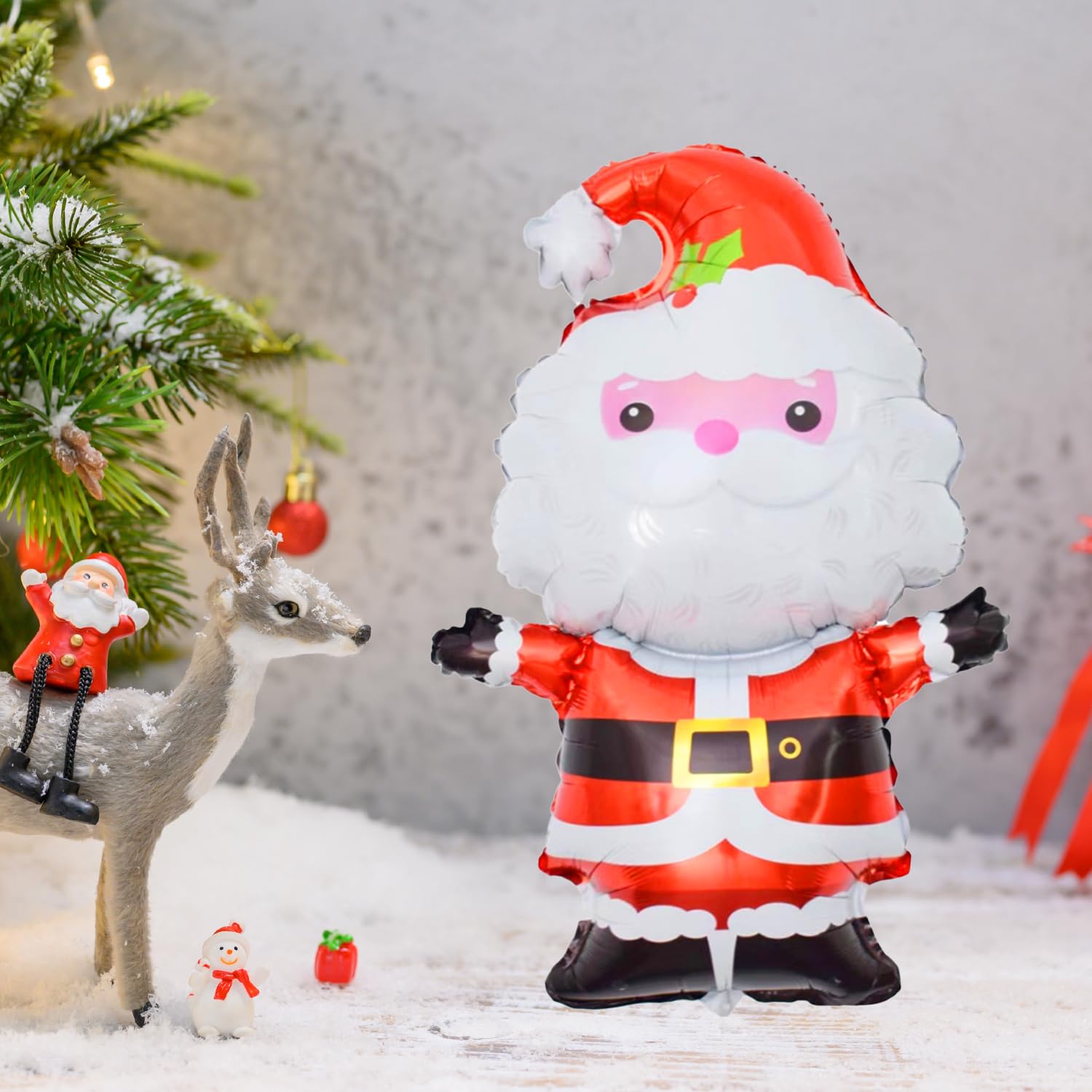 DVOFU 4Pieces Christmas Santa Shaped Foil Balloon Classic Holiday Balloons Hug Santa Claus Cute Xmas Party Decorations for Kids Photo Props - Image 3