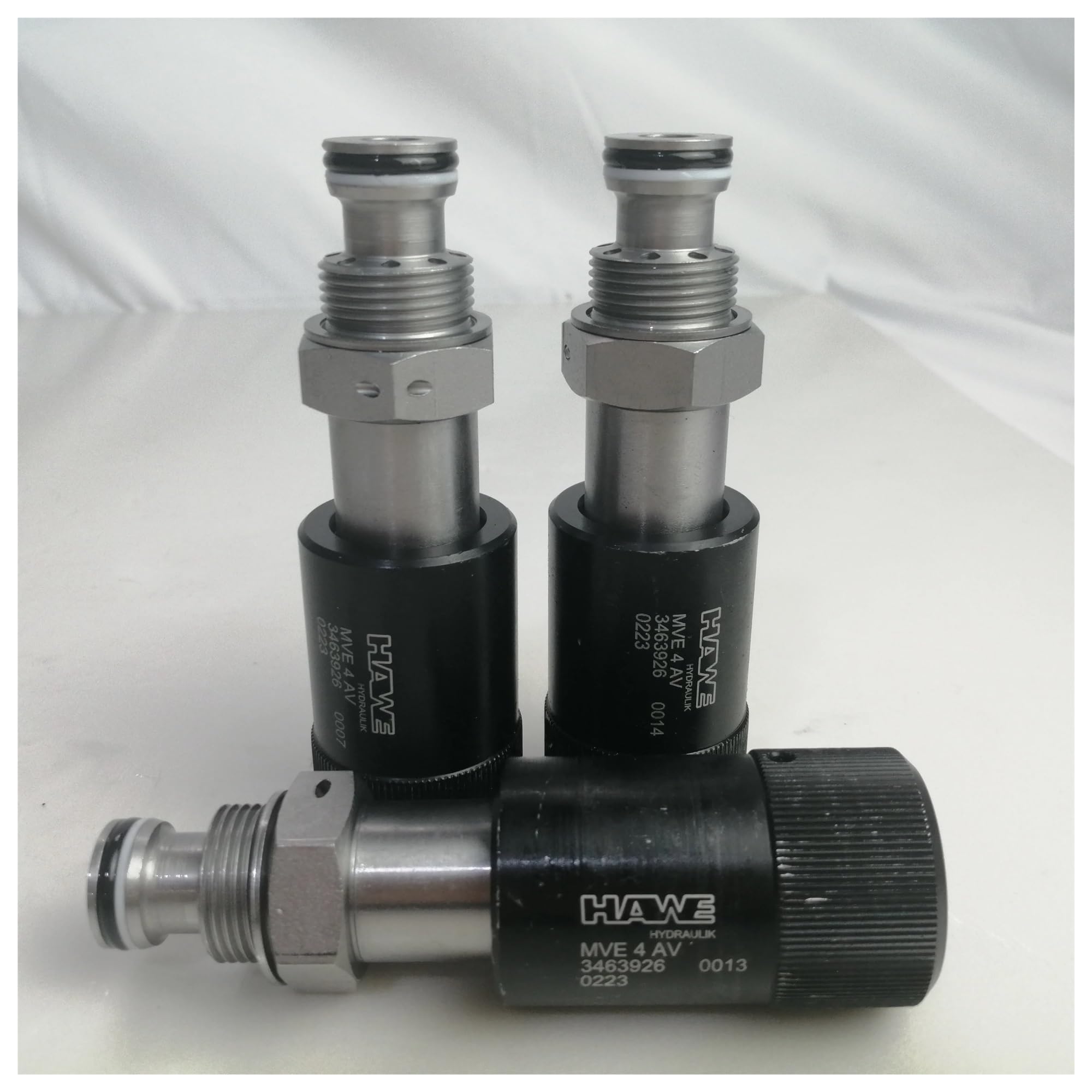 NVSFZGIYG 1PCS Pressure valves MVE4AV