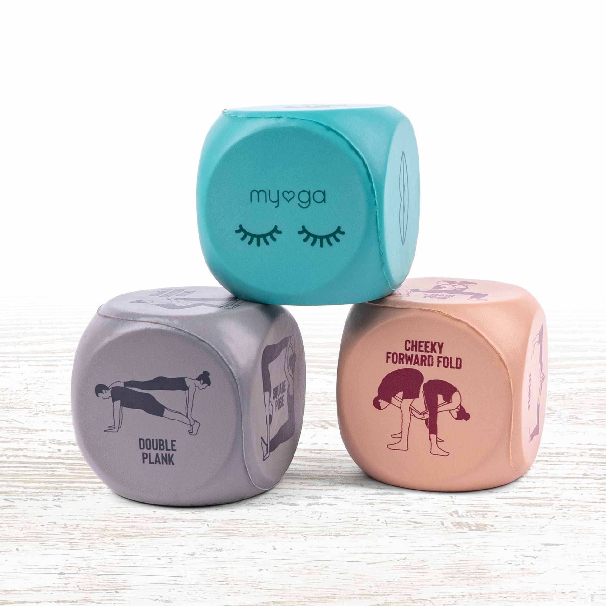 Myga Dadi Yoga - Set di 3 Dadi con Posizioni e Azioni Yoga Partner per Esercizio, Fitness e Allenamento Completo del Corpo (Adulti)(7x7x7 Centimetri)(Dadi Yoga Duo)